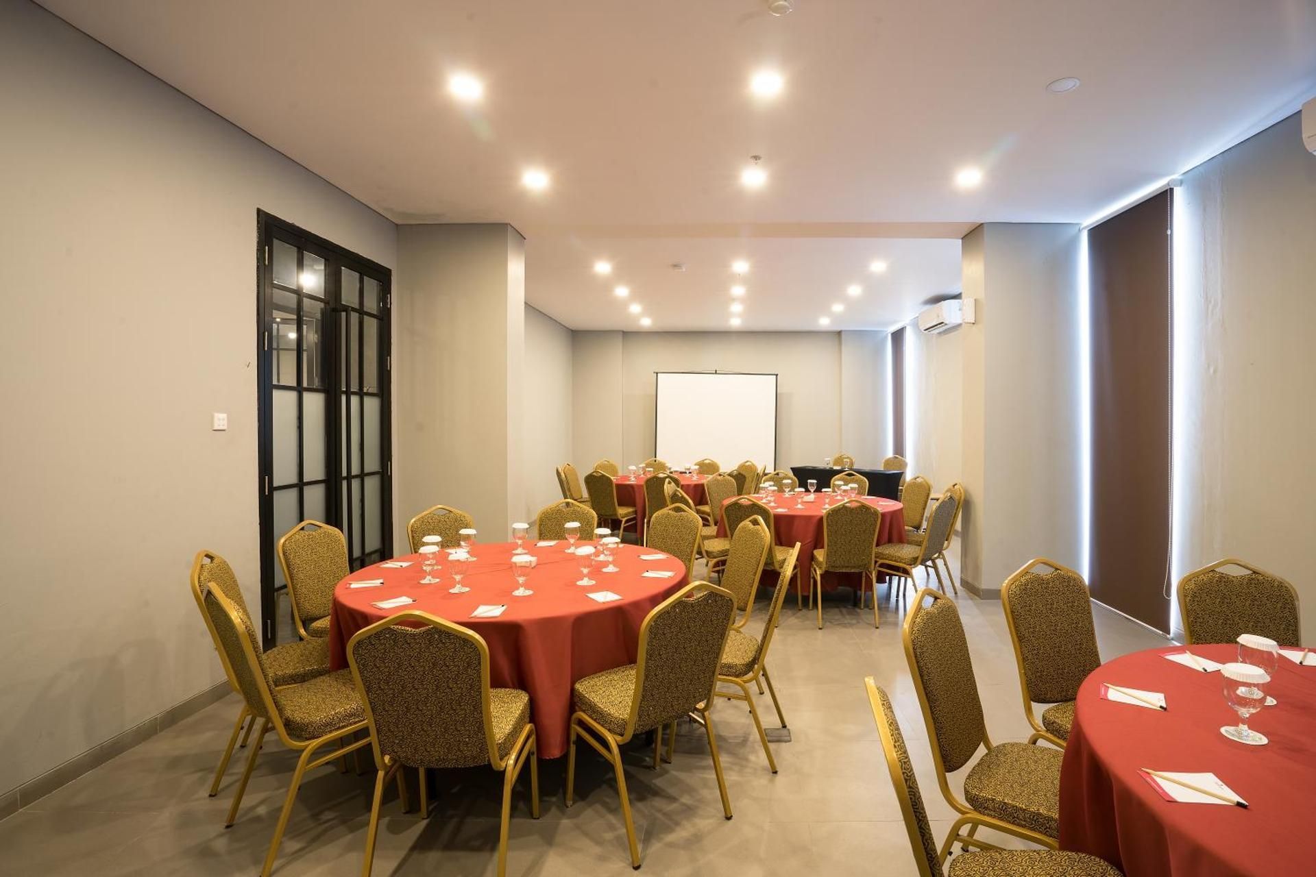 meeting room / ballrooms
