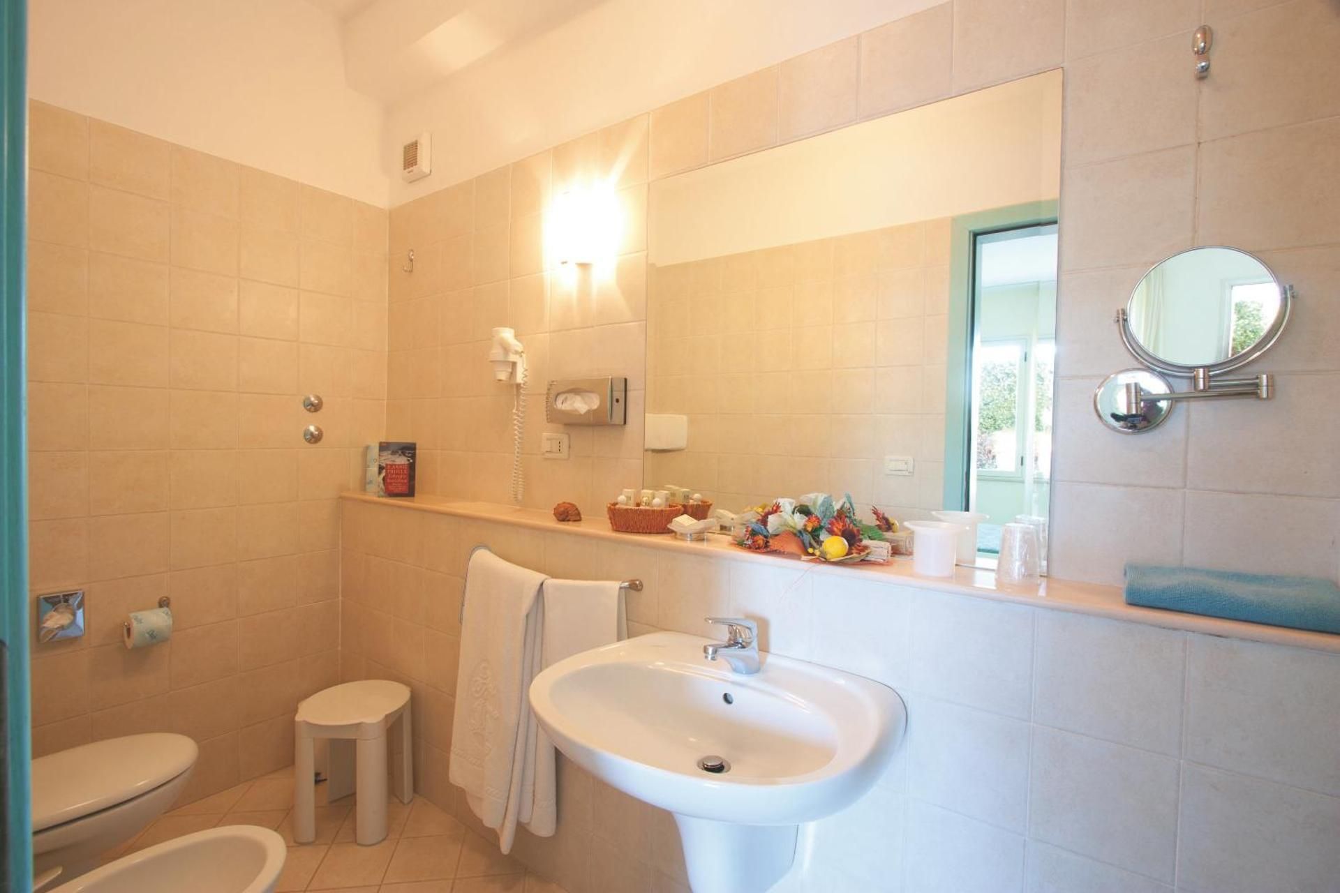 Double Room with Balcony and Sea View