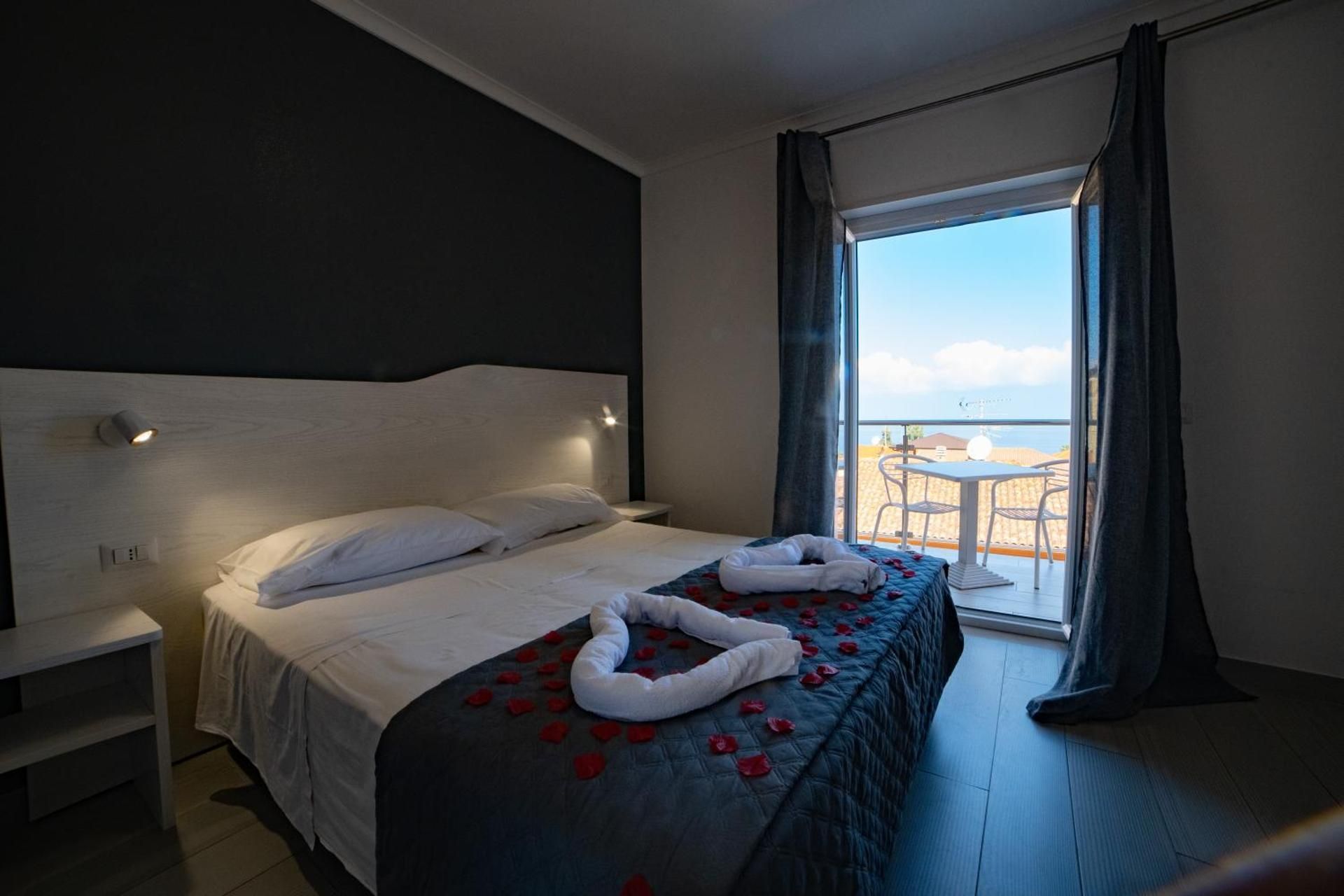 Deluxe Double or Twin Room with Balcony