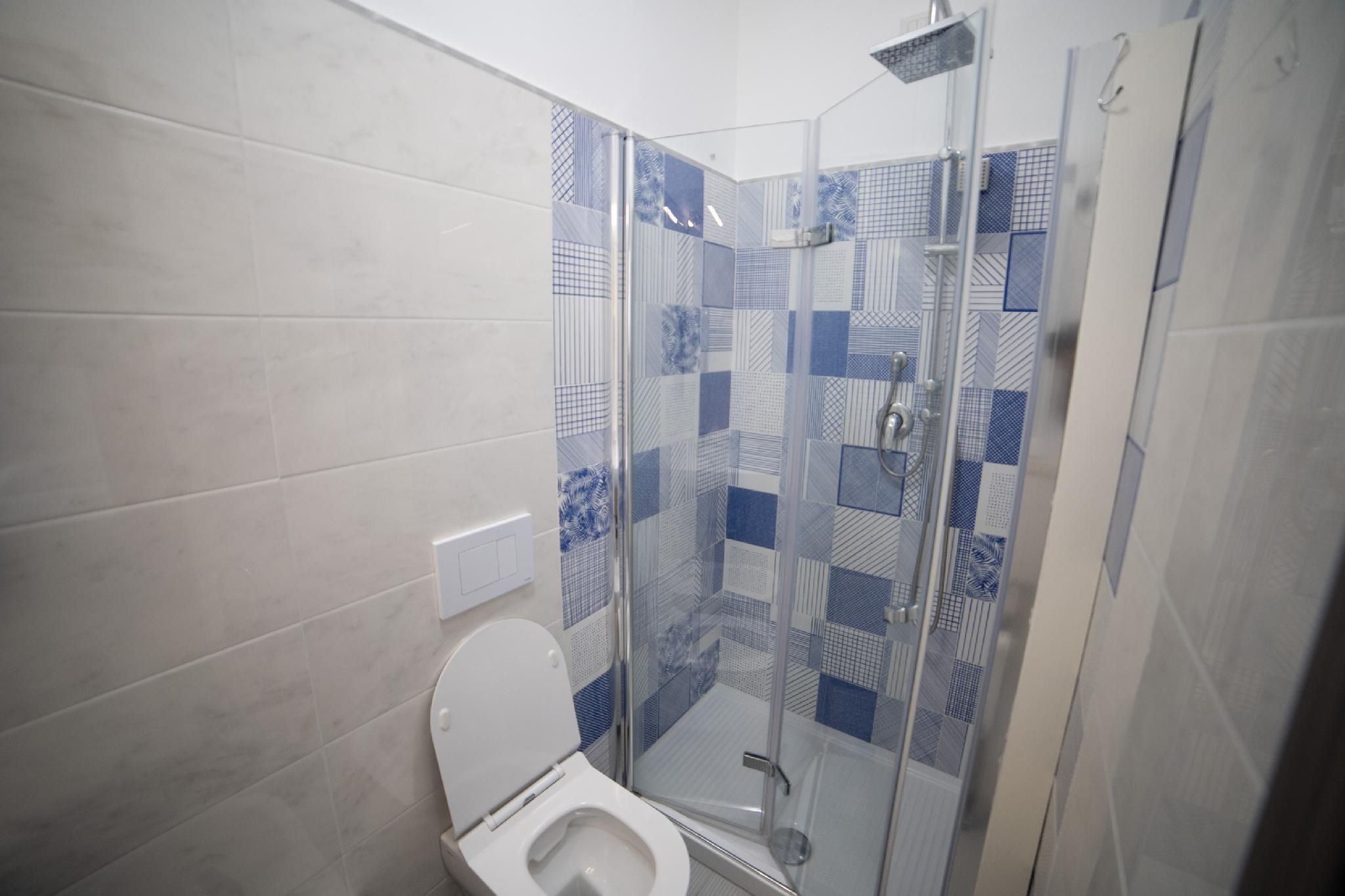 Single Room-Budget-Ensuite With Shower