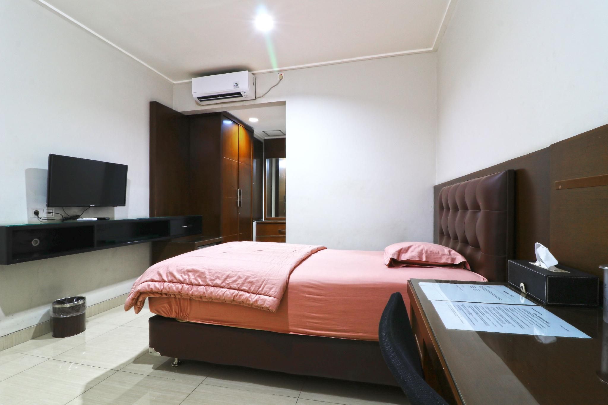 Deluxe Single Room