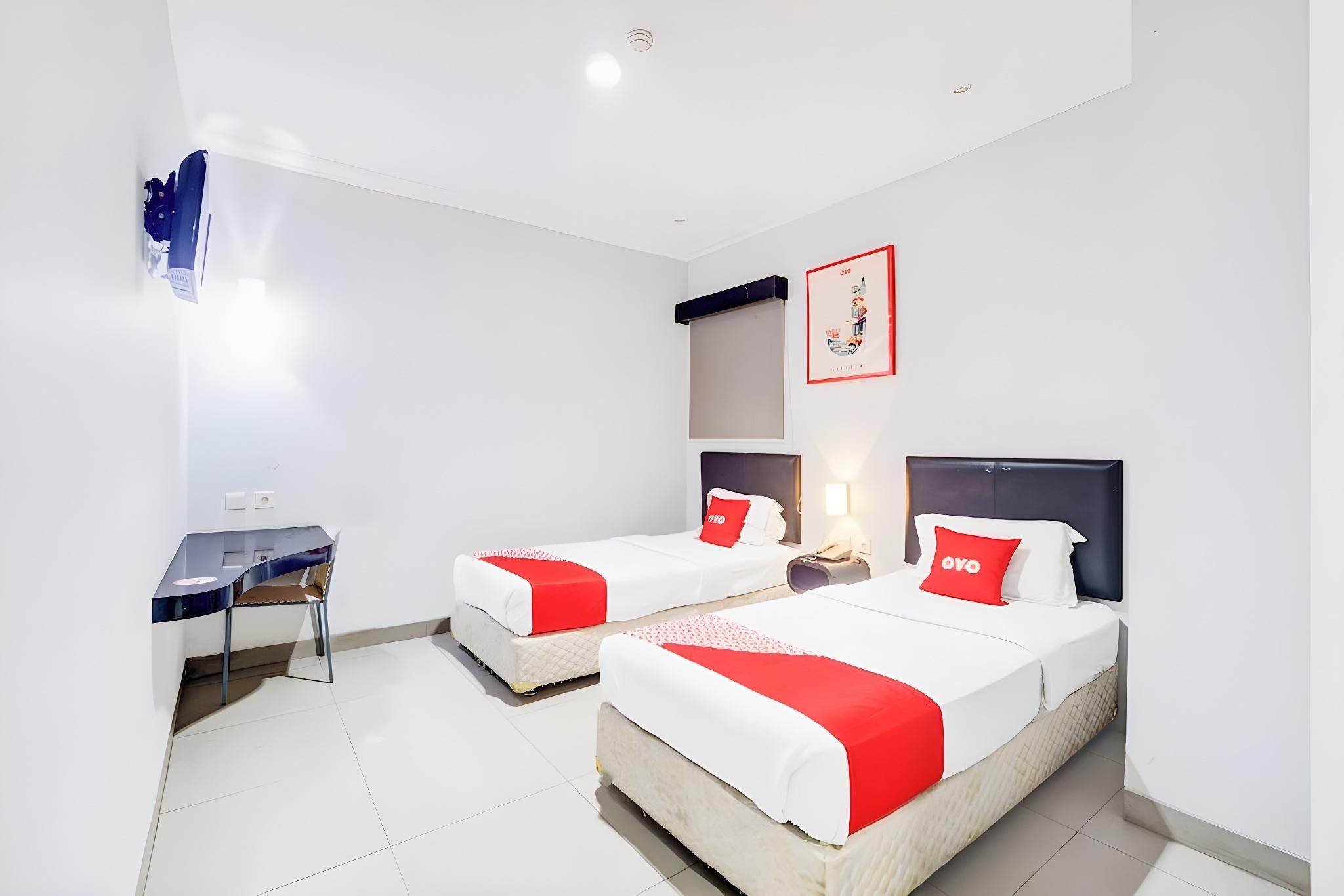Standard Twin Room