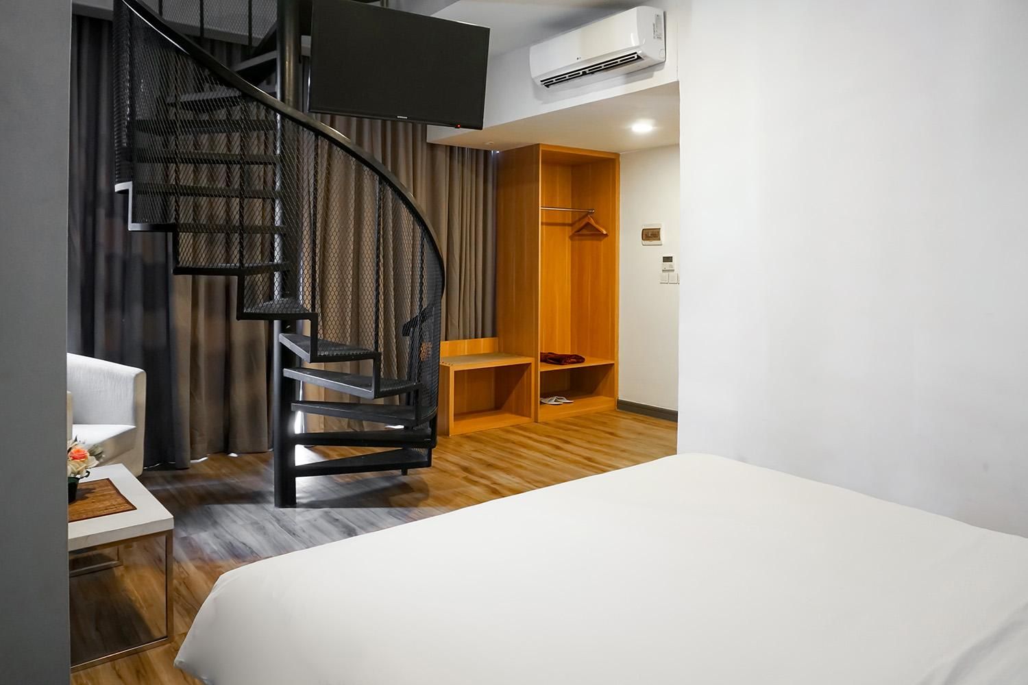Duplex