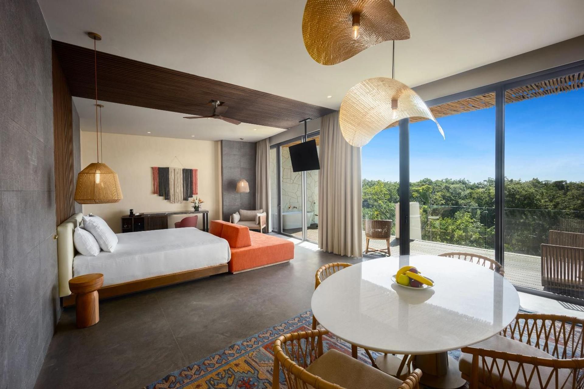 Preferred Club Master Suite Tropical View