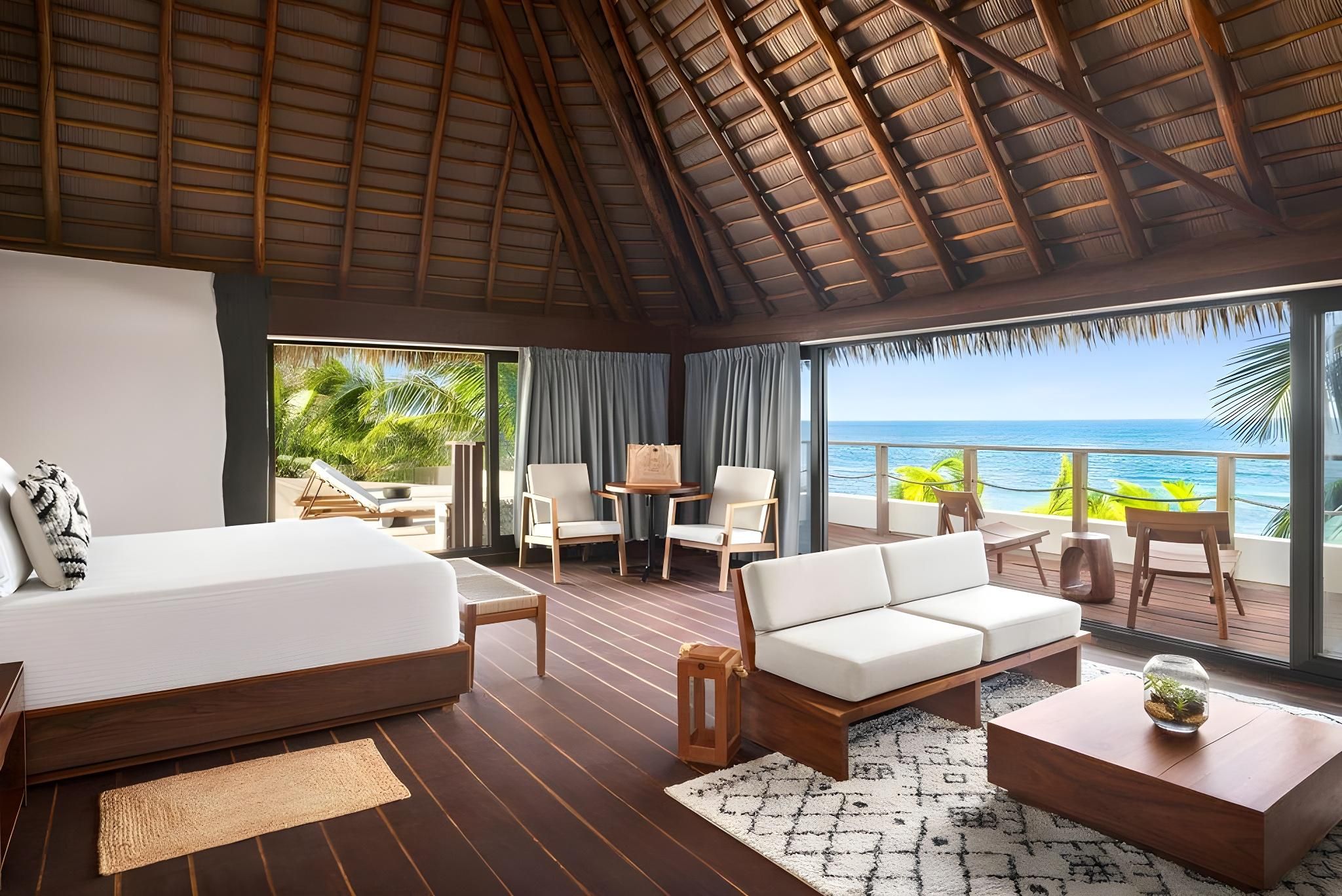 Casa Zamna Ocean Front Presidential Suite King