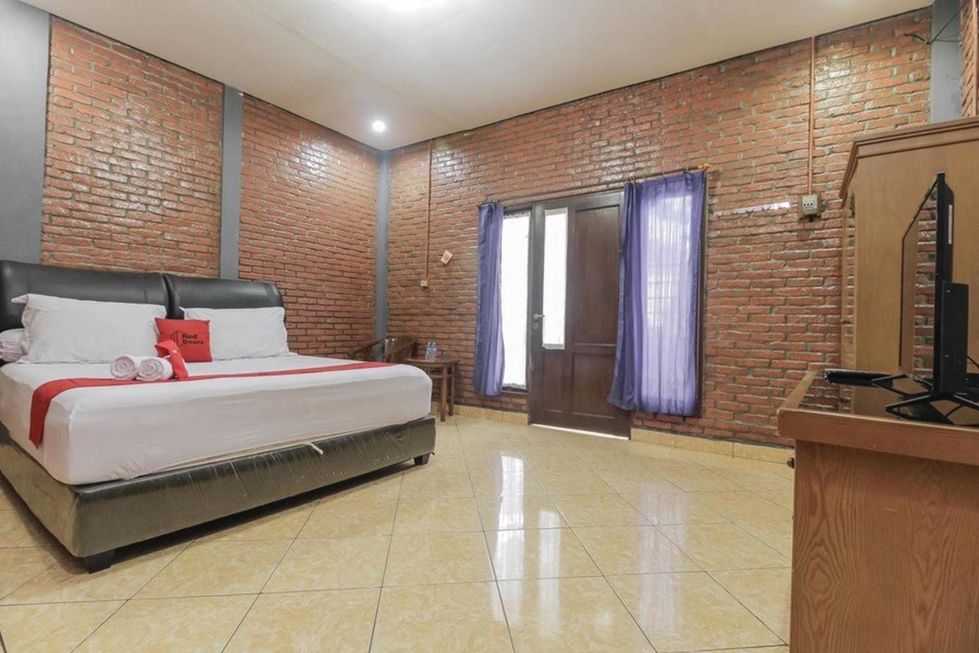 Promotion Room