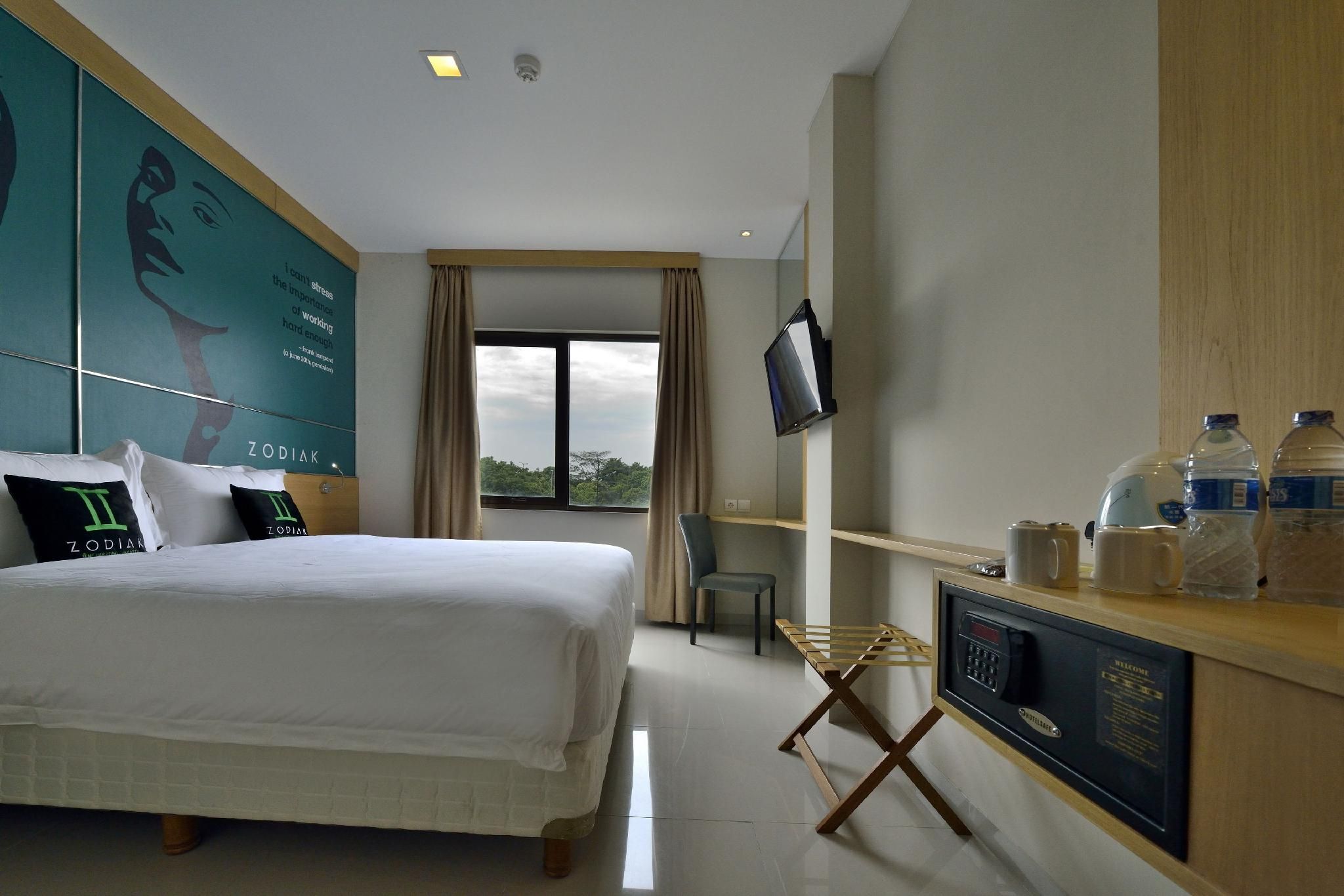 Superior King Room
