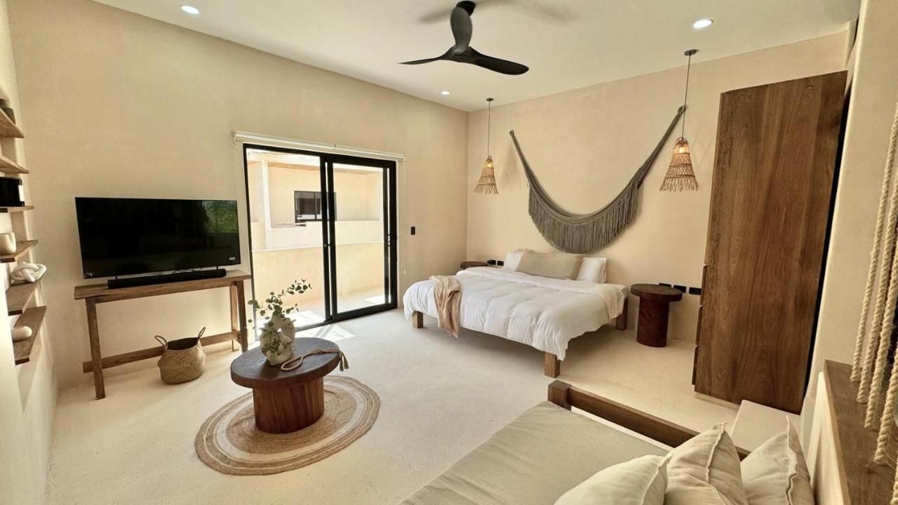 One-Bedroom Apartment with Balcony