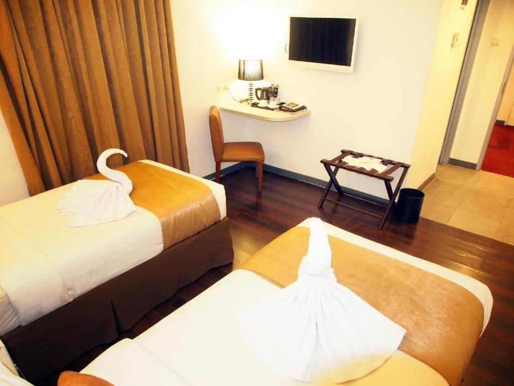Standard Twin Room