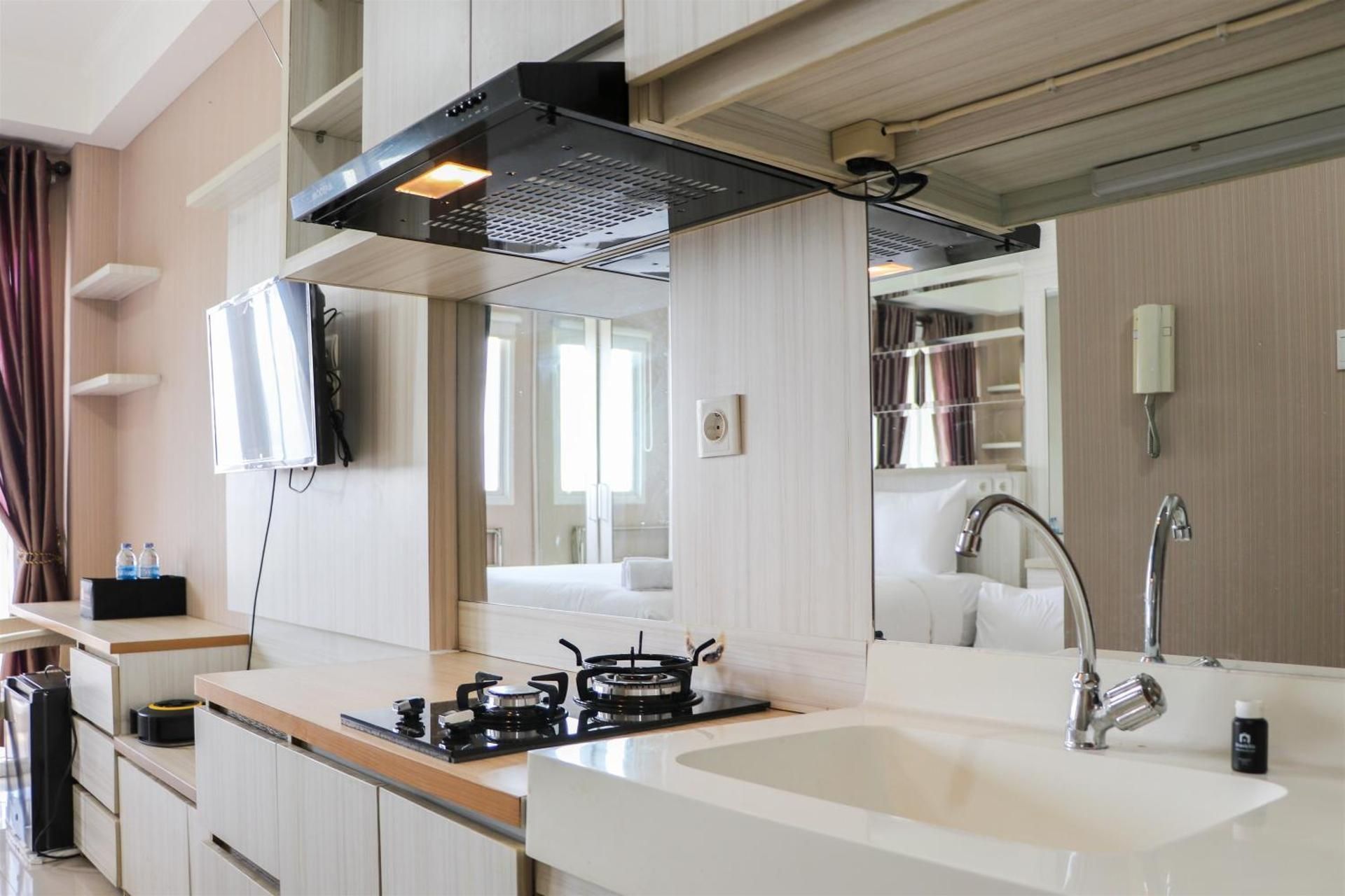 Studio Apartment