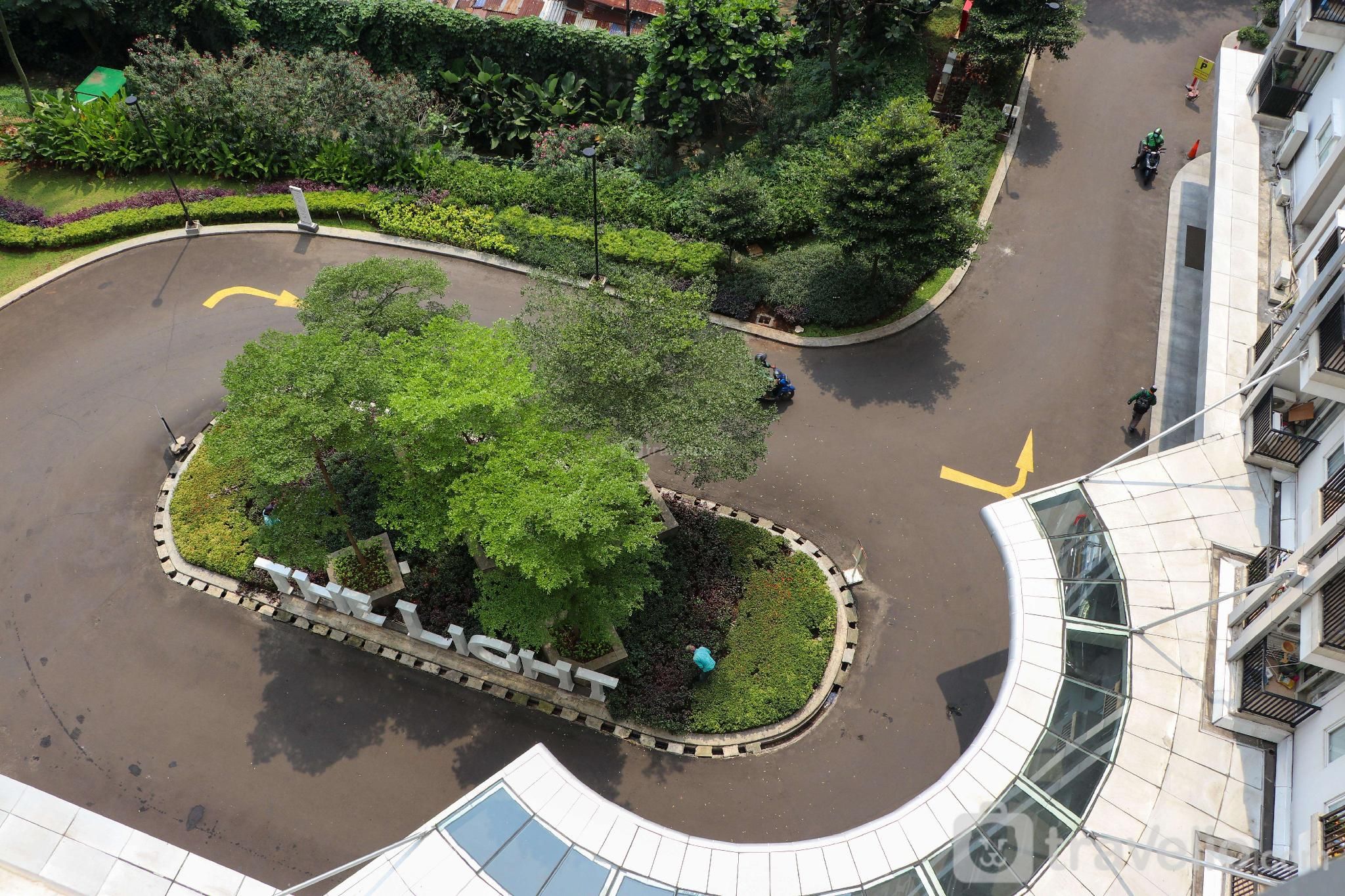 Homey Studio @ Signature Park Grande By Travelio