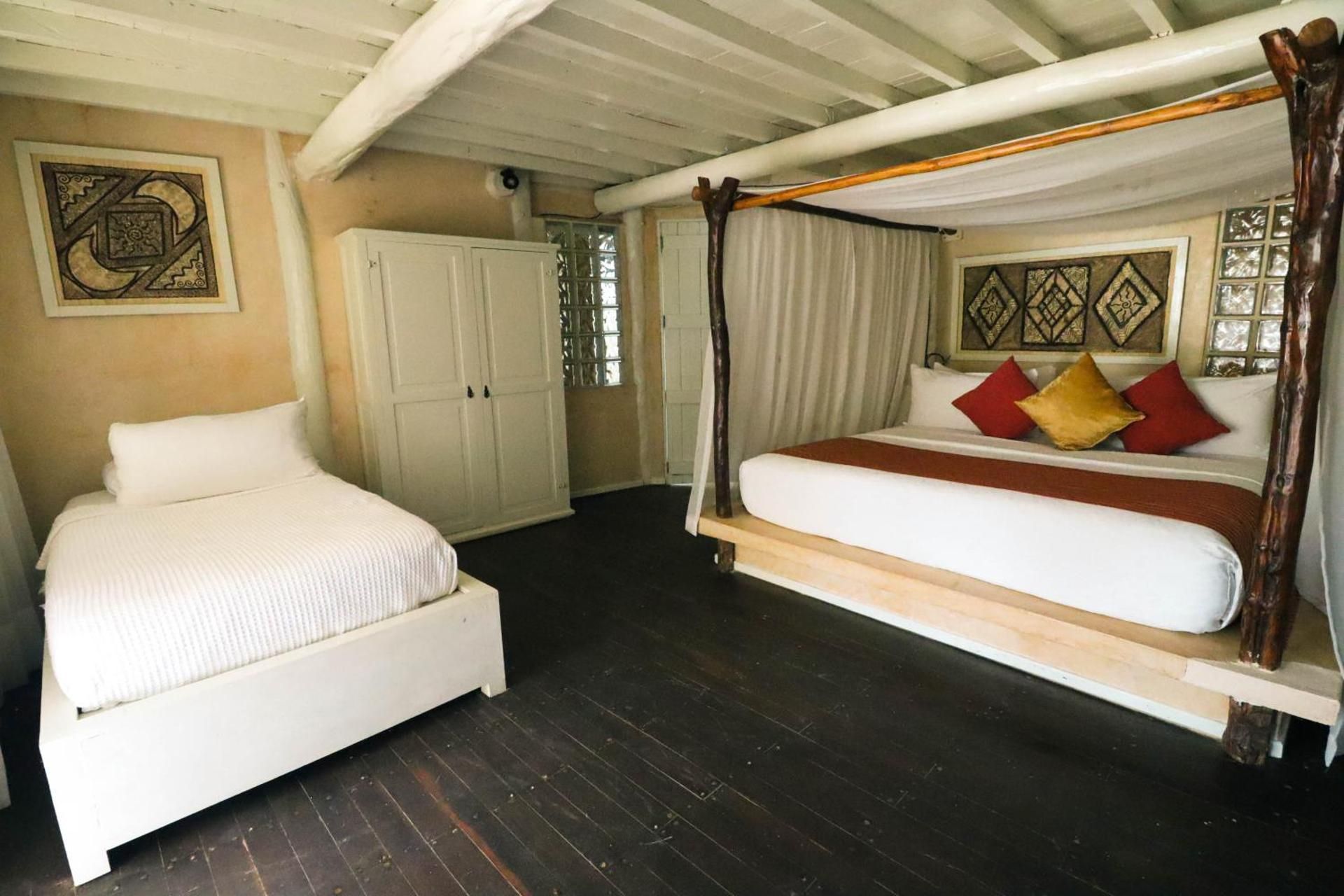 Deluxe Ocean Front - Ground Floor