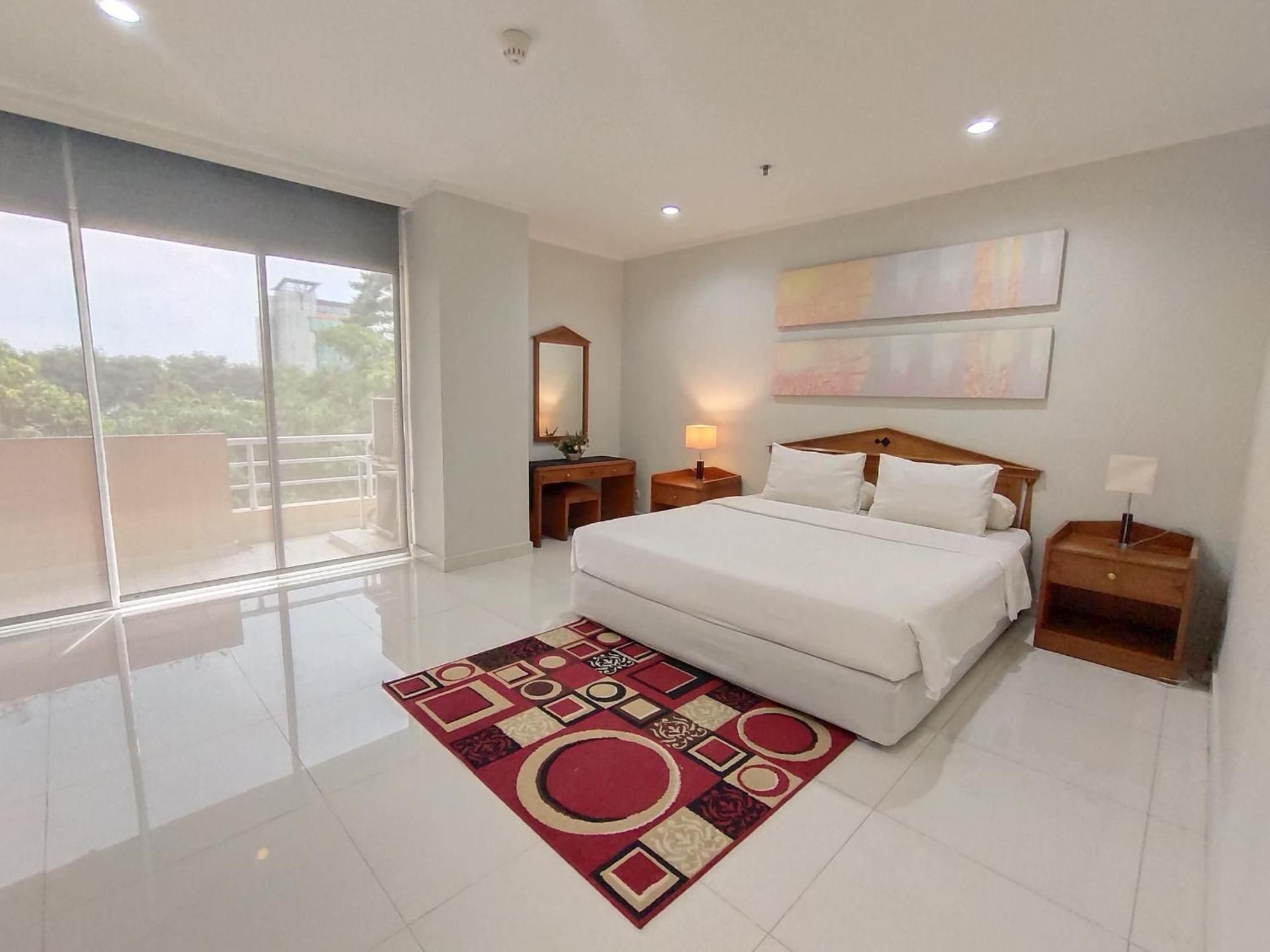 Two-Bedroom Deluxe Apartment