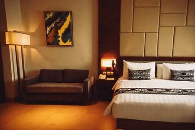 Suite Room