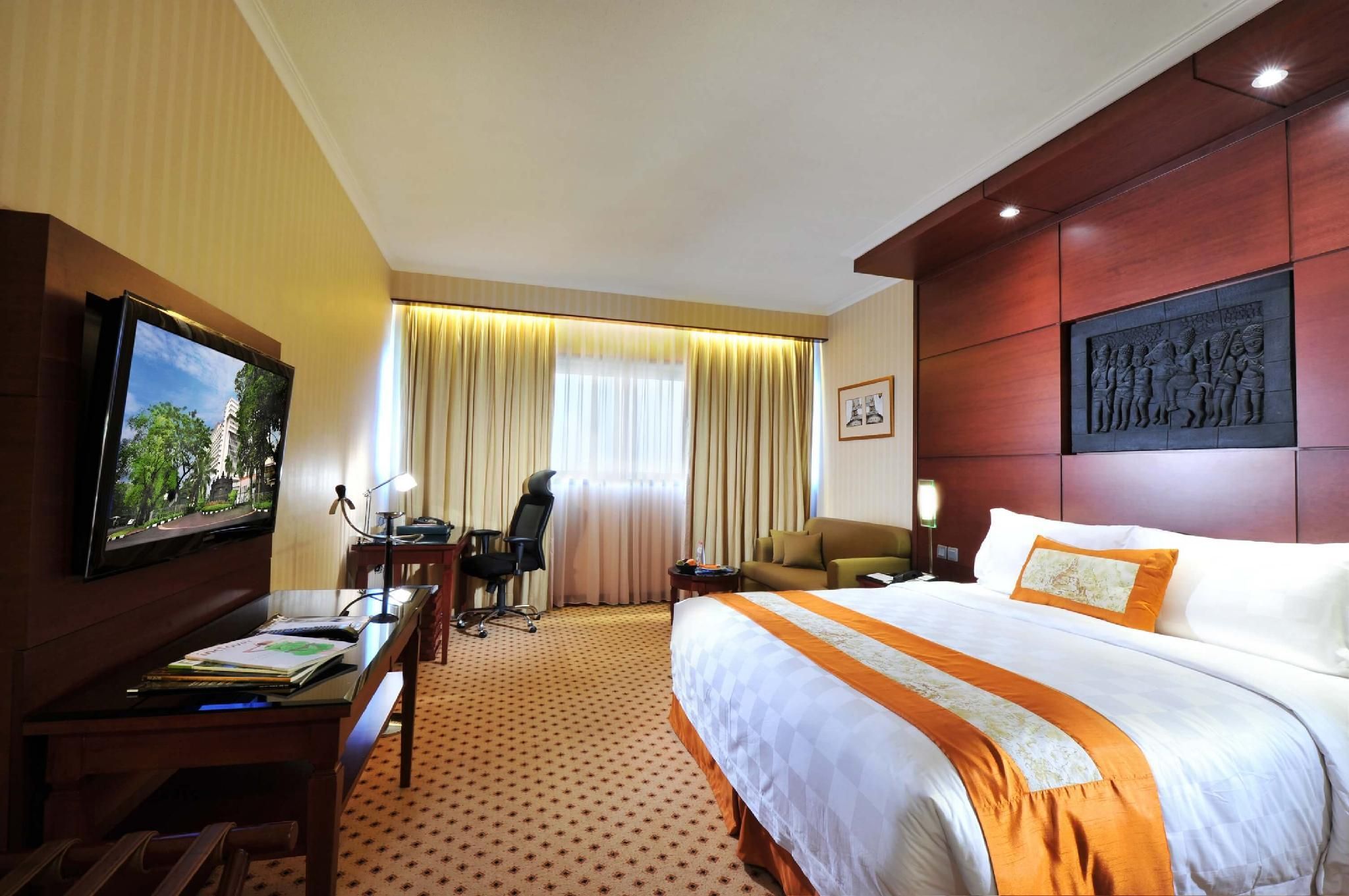 Superior King Bed