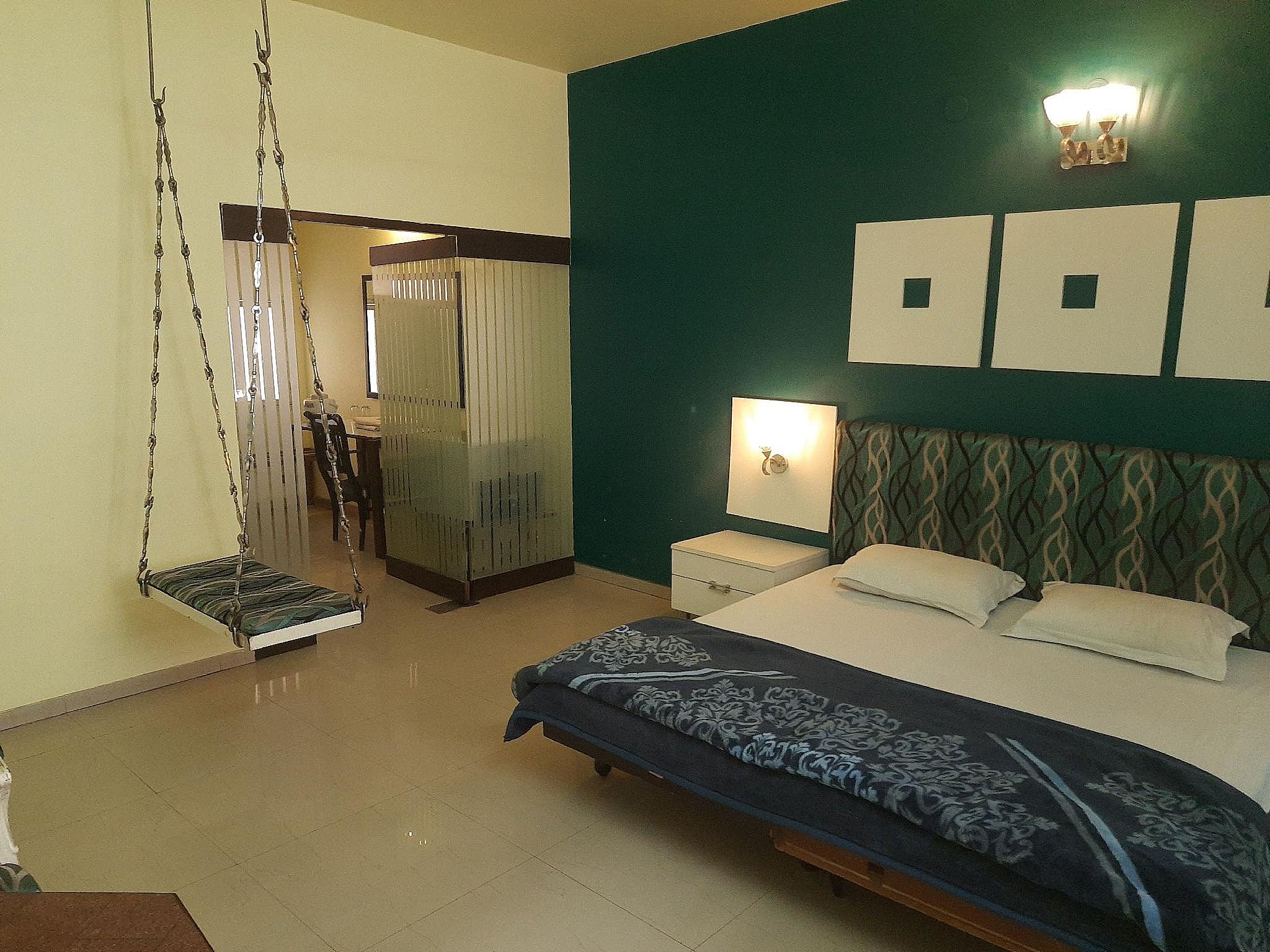 undefined Hotel Airlines 5