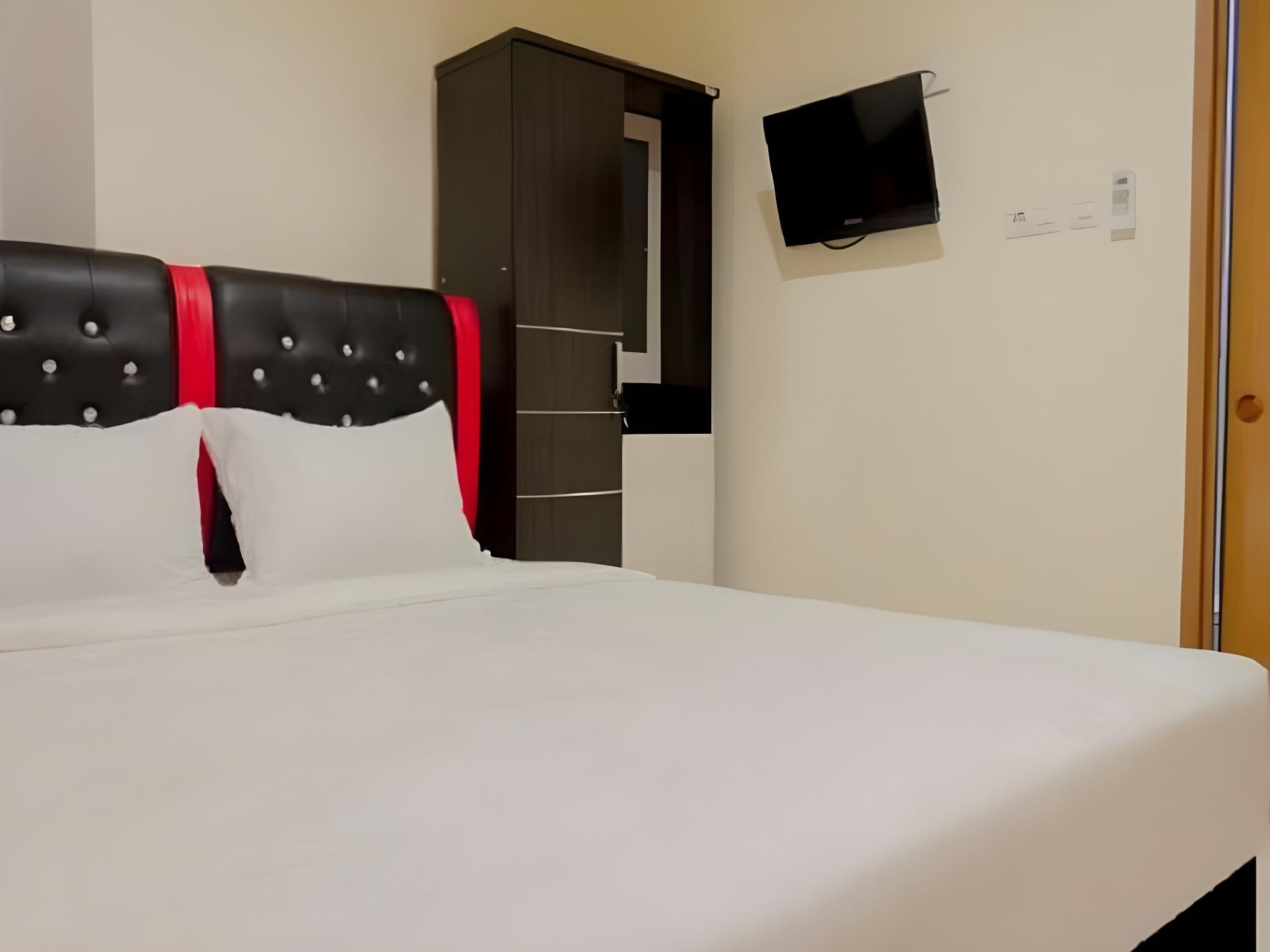 JO Cengkareng Guest House Standard Double Room 2