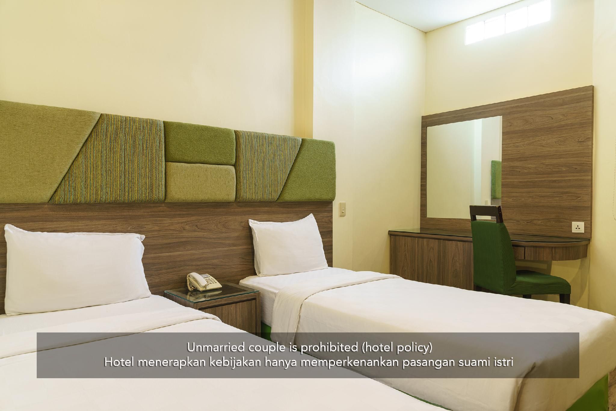 Standard Twin Room