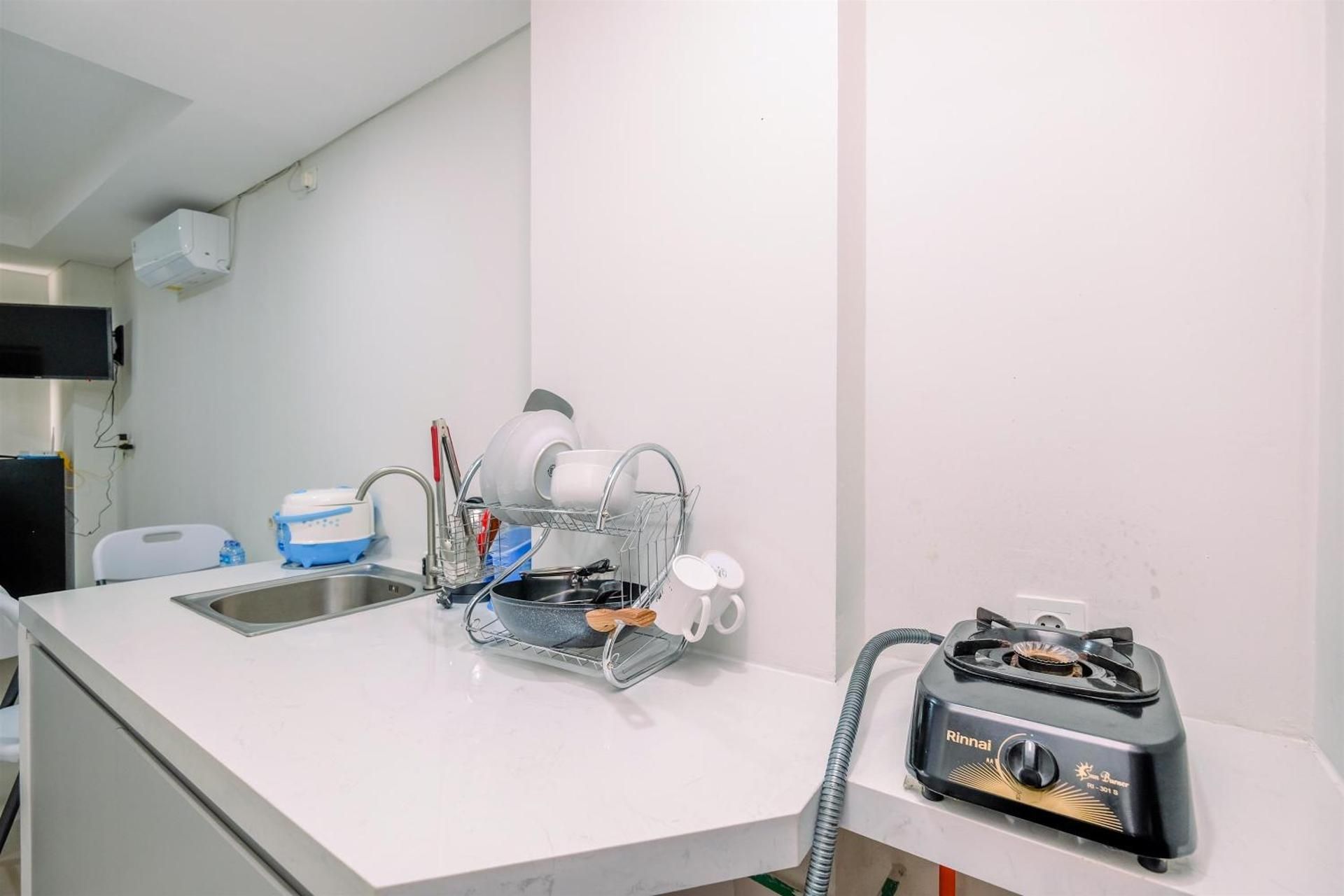 Studio Apartment