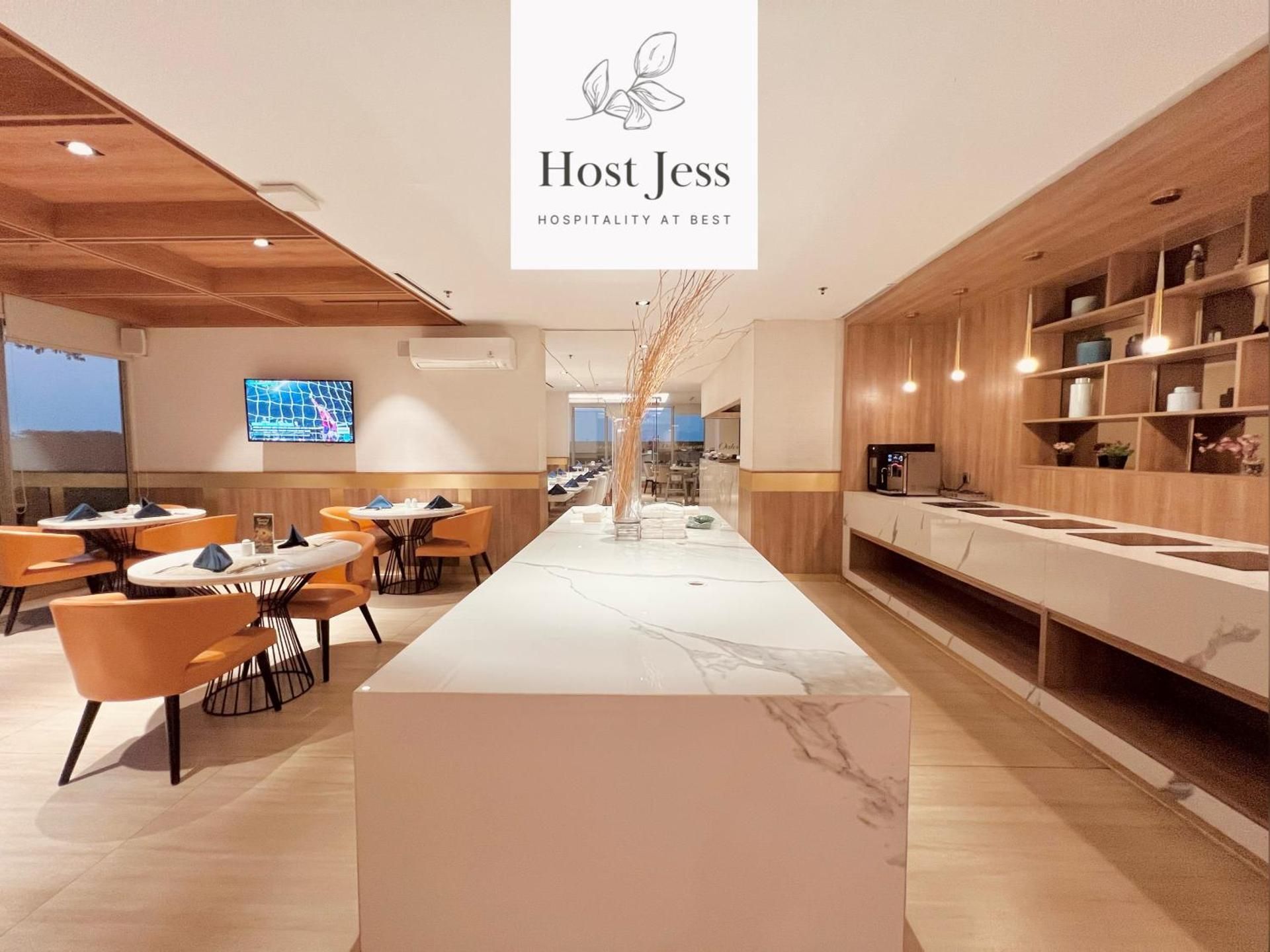 Gold Coast PIK Apartments by Host Jess