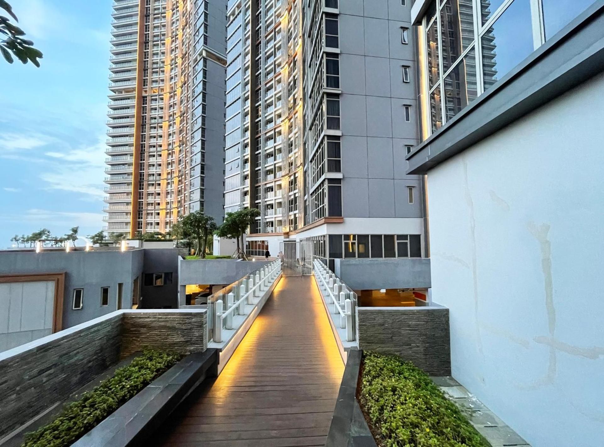 Apartemen Gold Coast PIK Sea View by Cheapinn