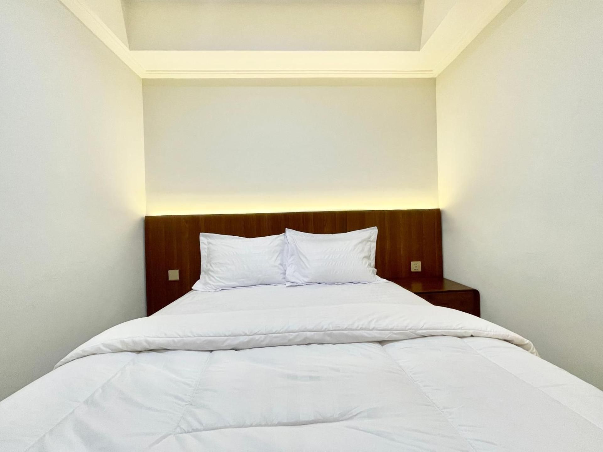 One-Bedroom Apartment - Non-Smoking