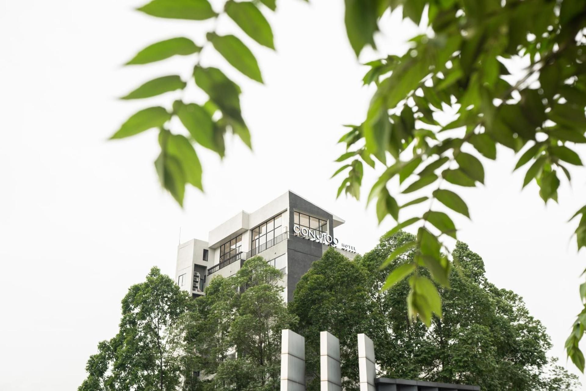 CONJIOO HOTEL at JAKARTA AIRPORT