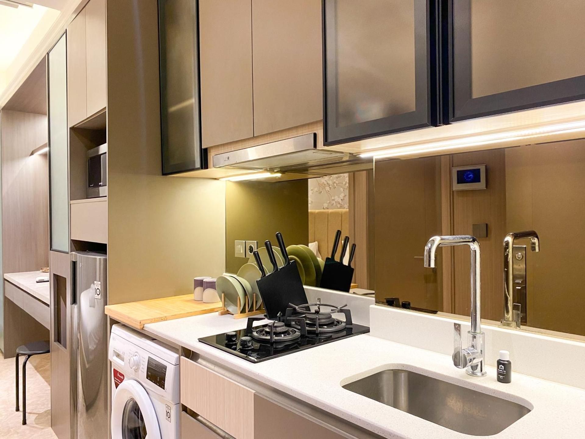 Studio Apartment
