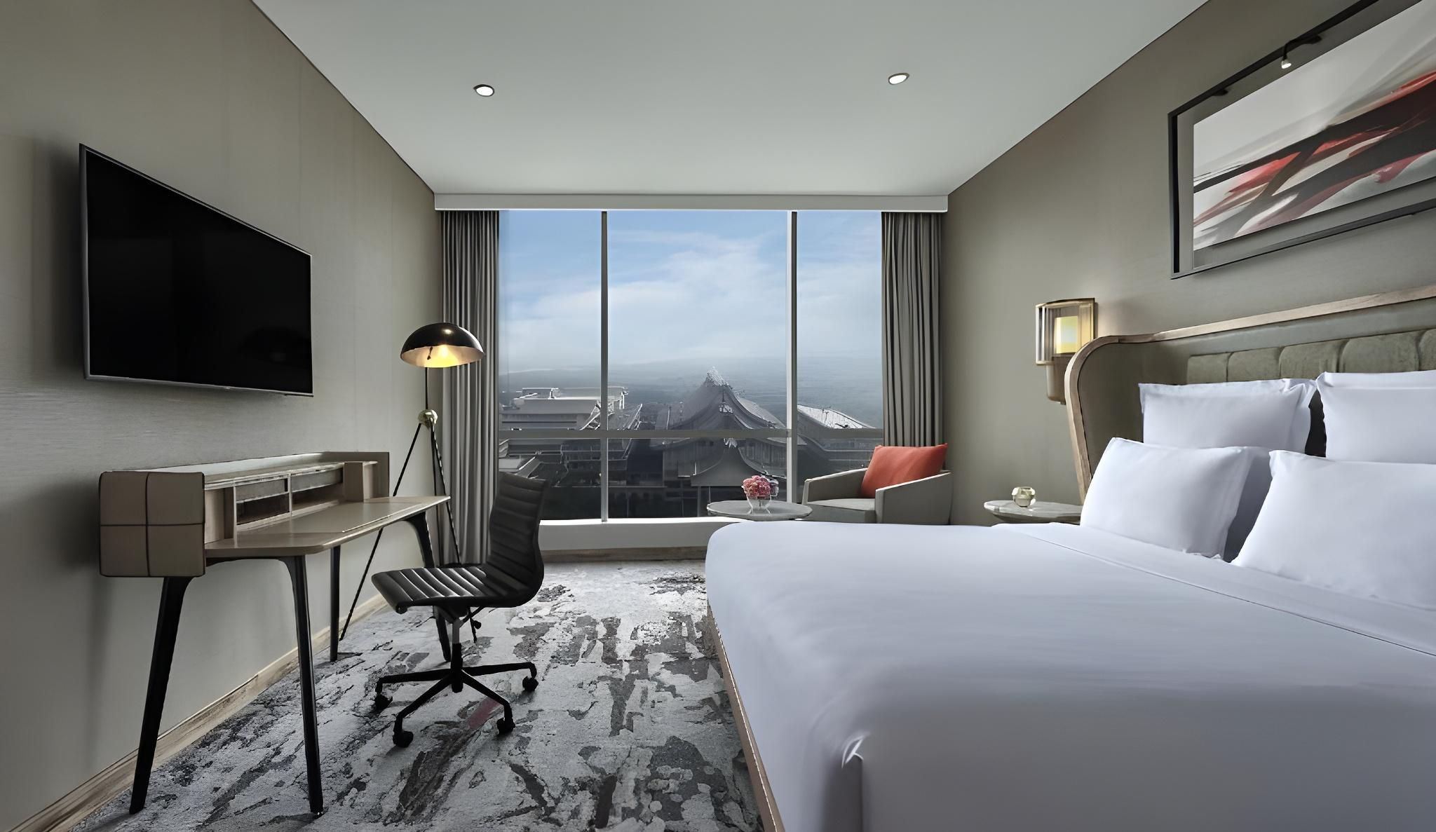 Swiss Grand Suite with 1 King Size Bed