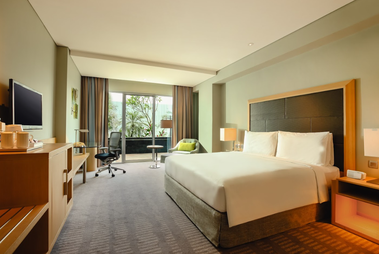 King Deluxe Room Balcony