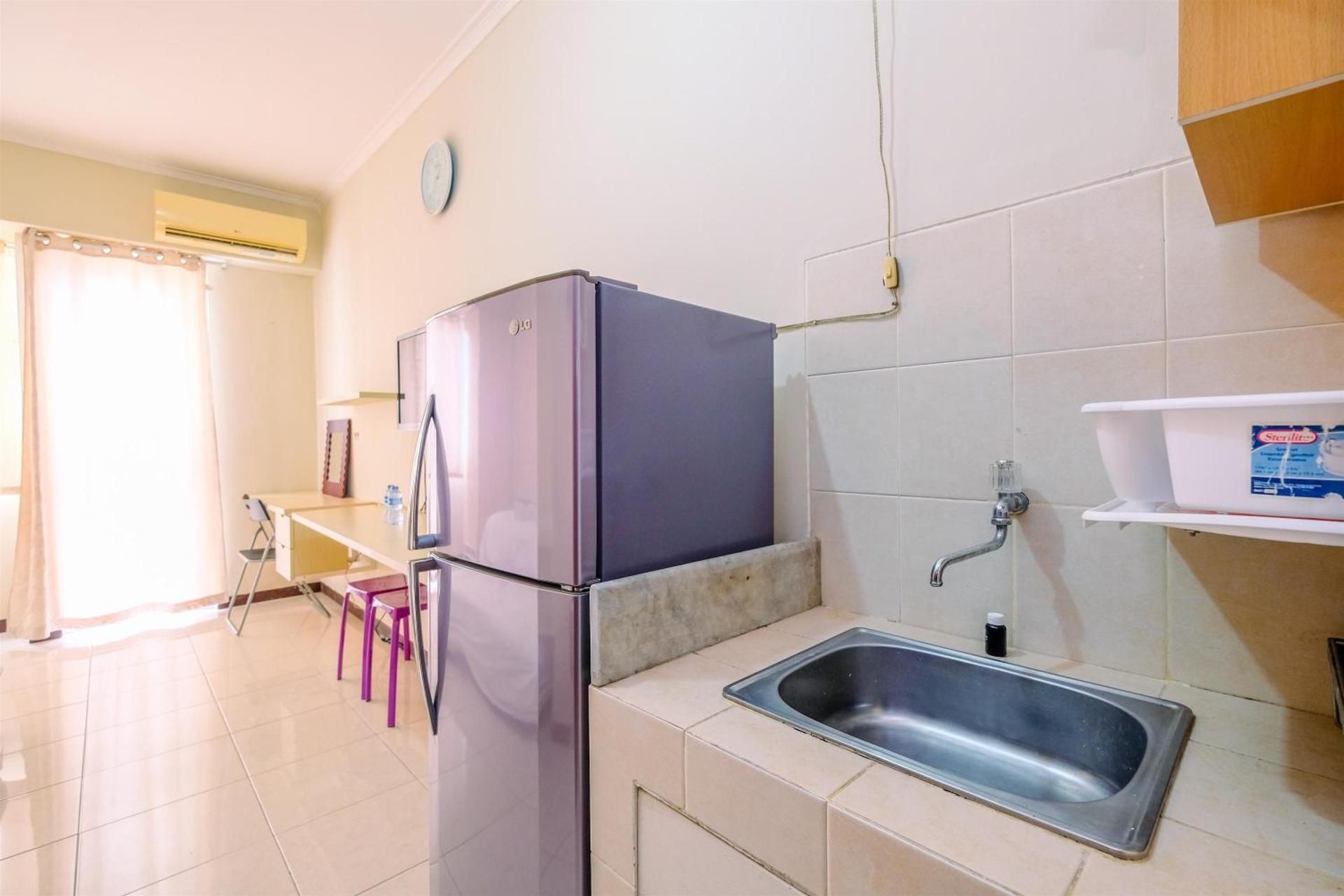 Studio Apartment