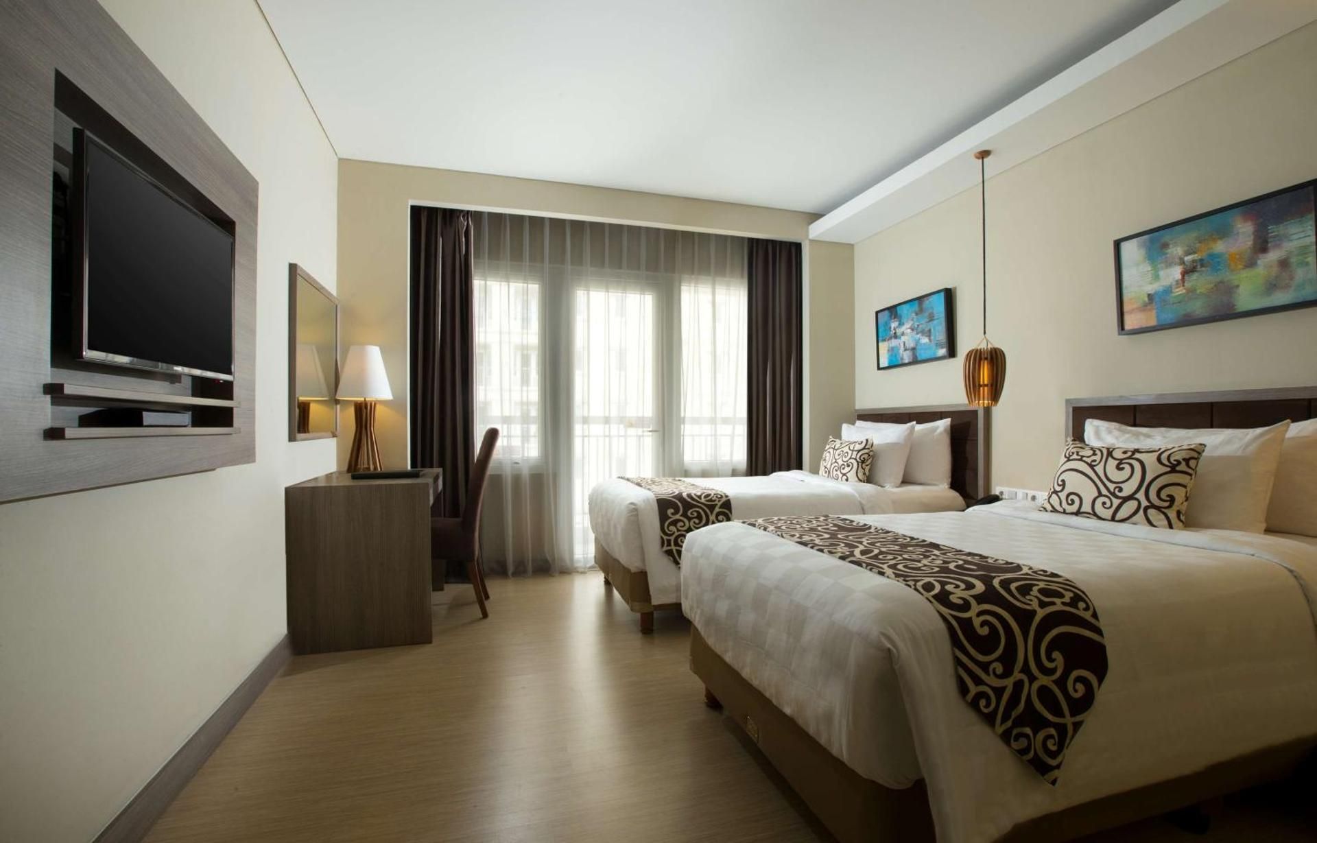 Executive Twin Room – Non-Smoking