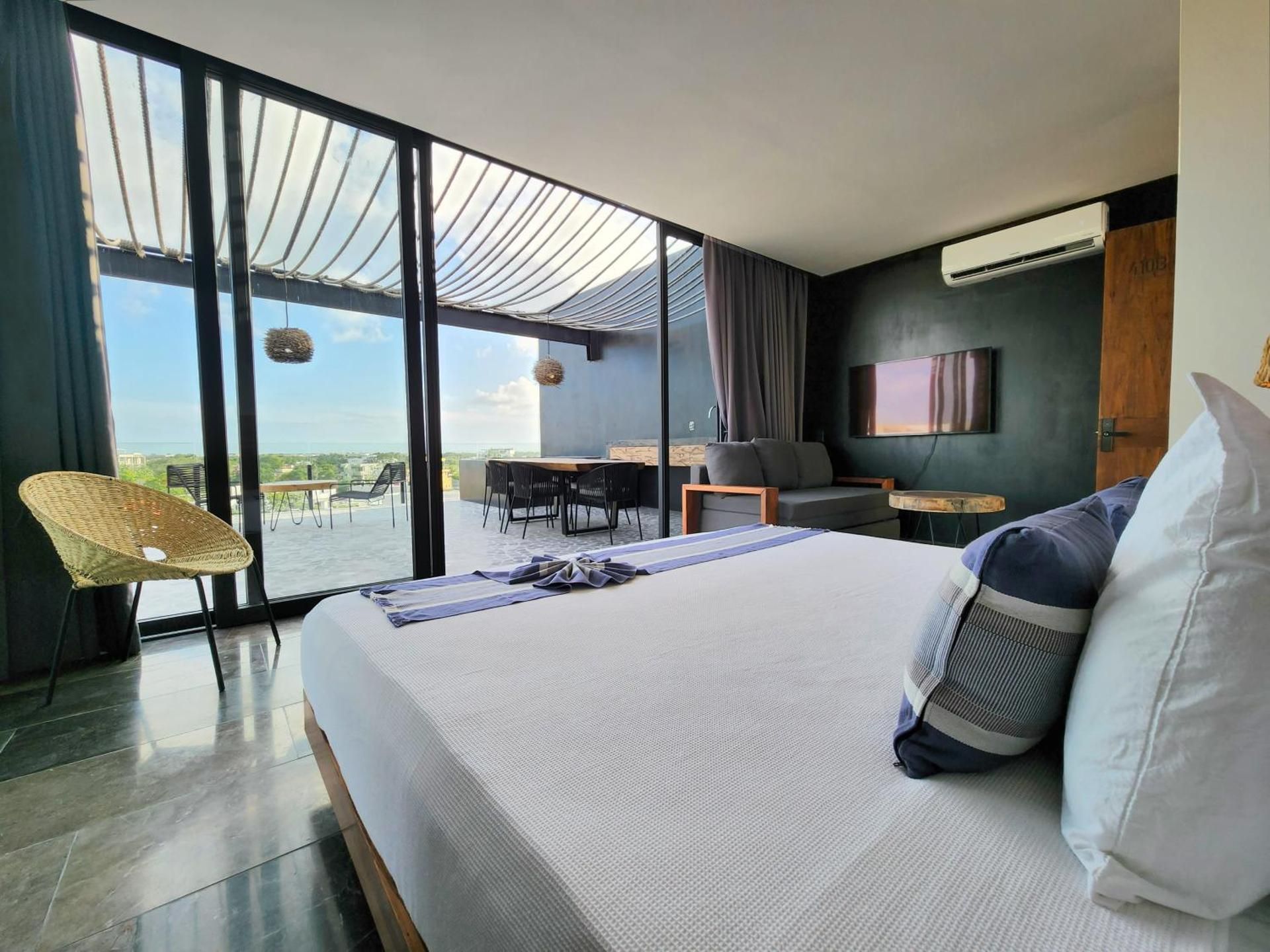 Penthouse Apartment