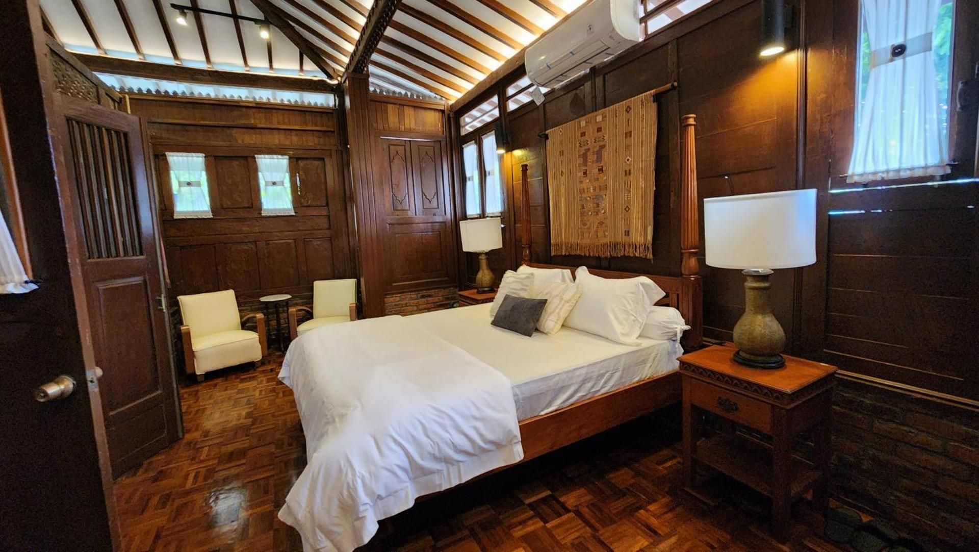 One-Bedroom Villa