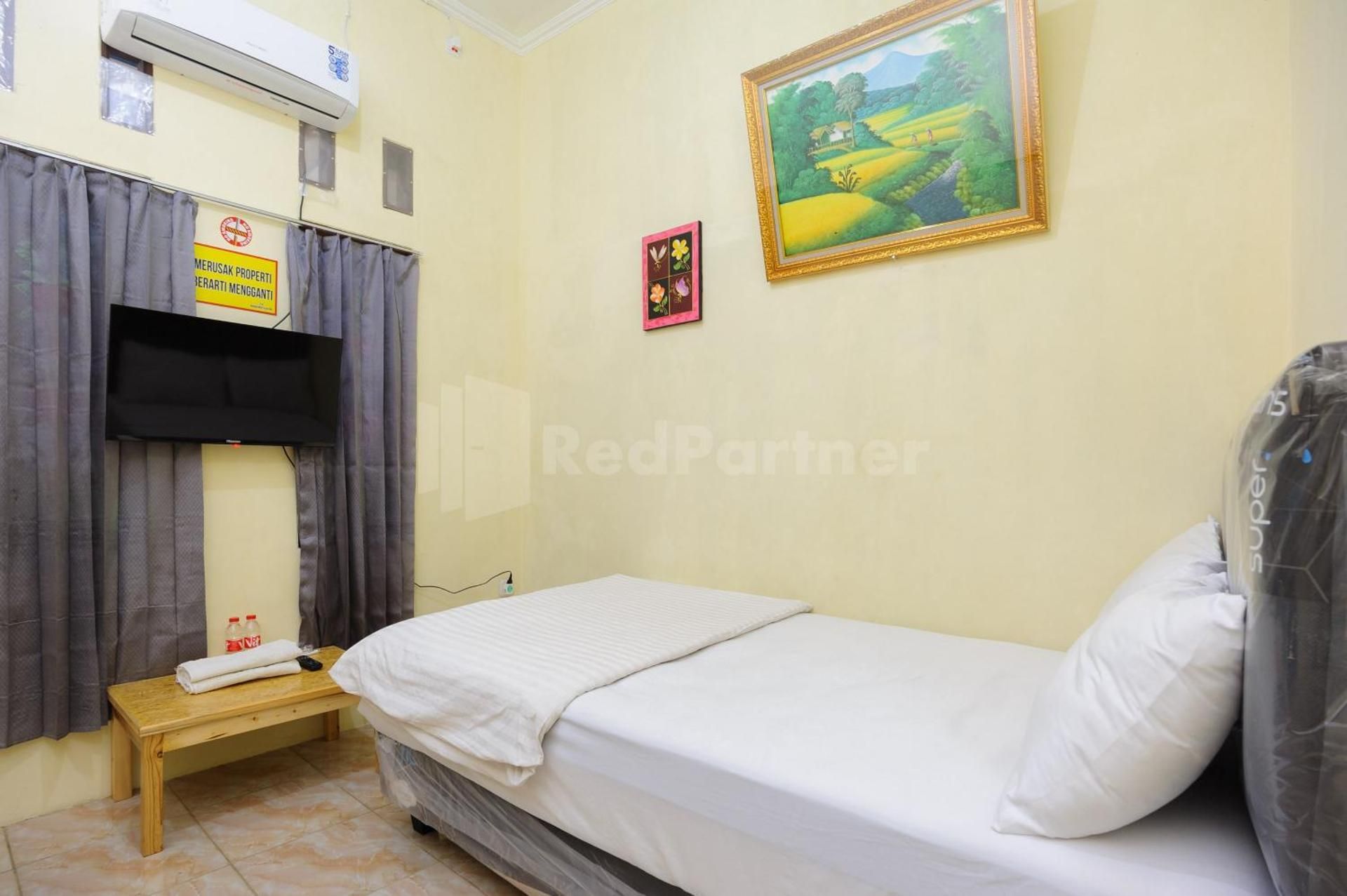 Standard Single Room