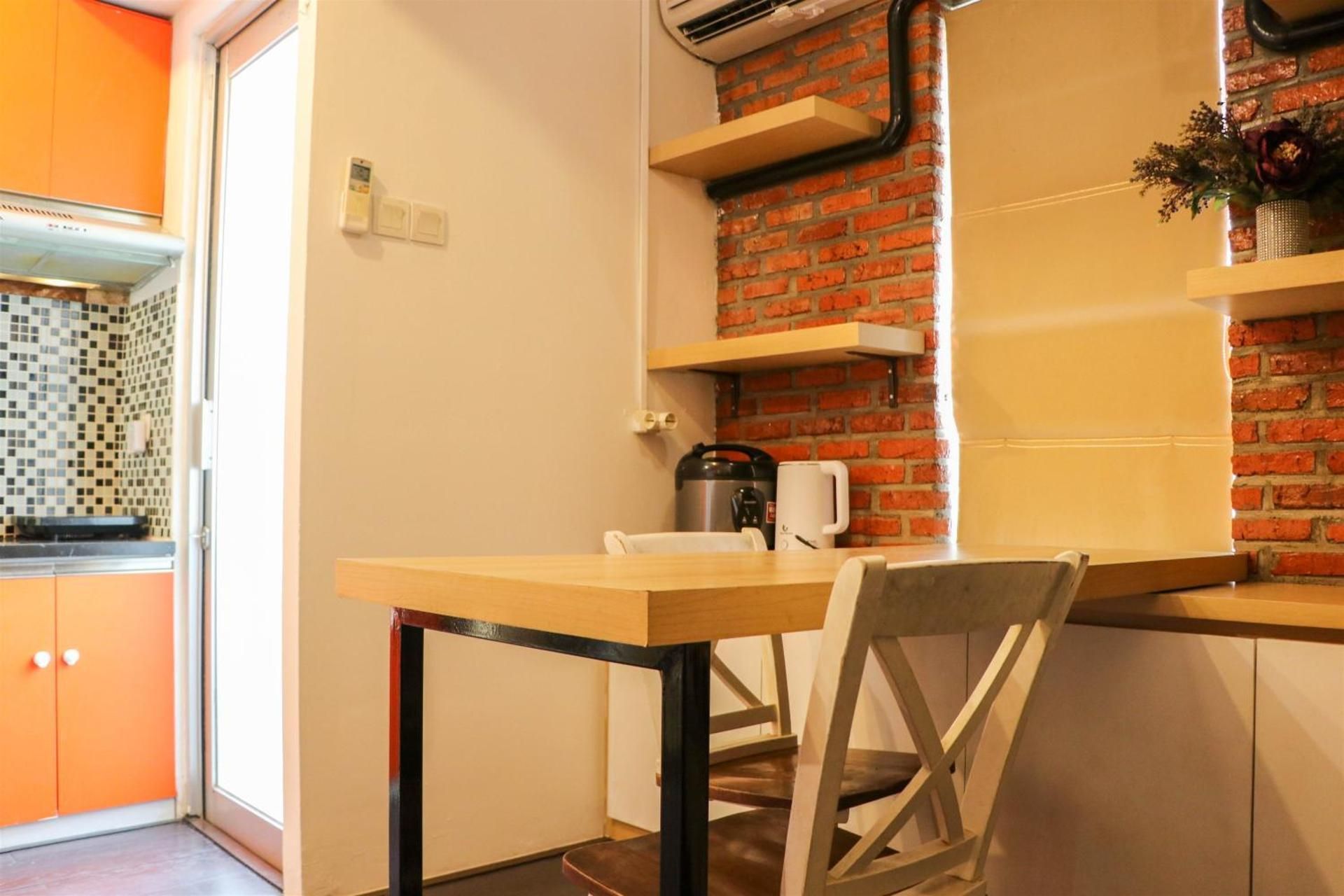 Studio Apartment