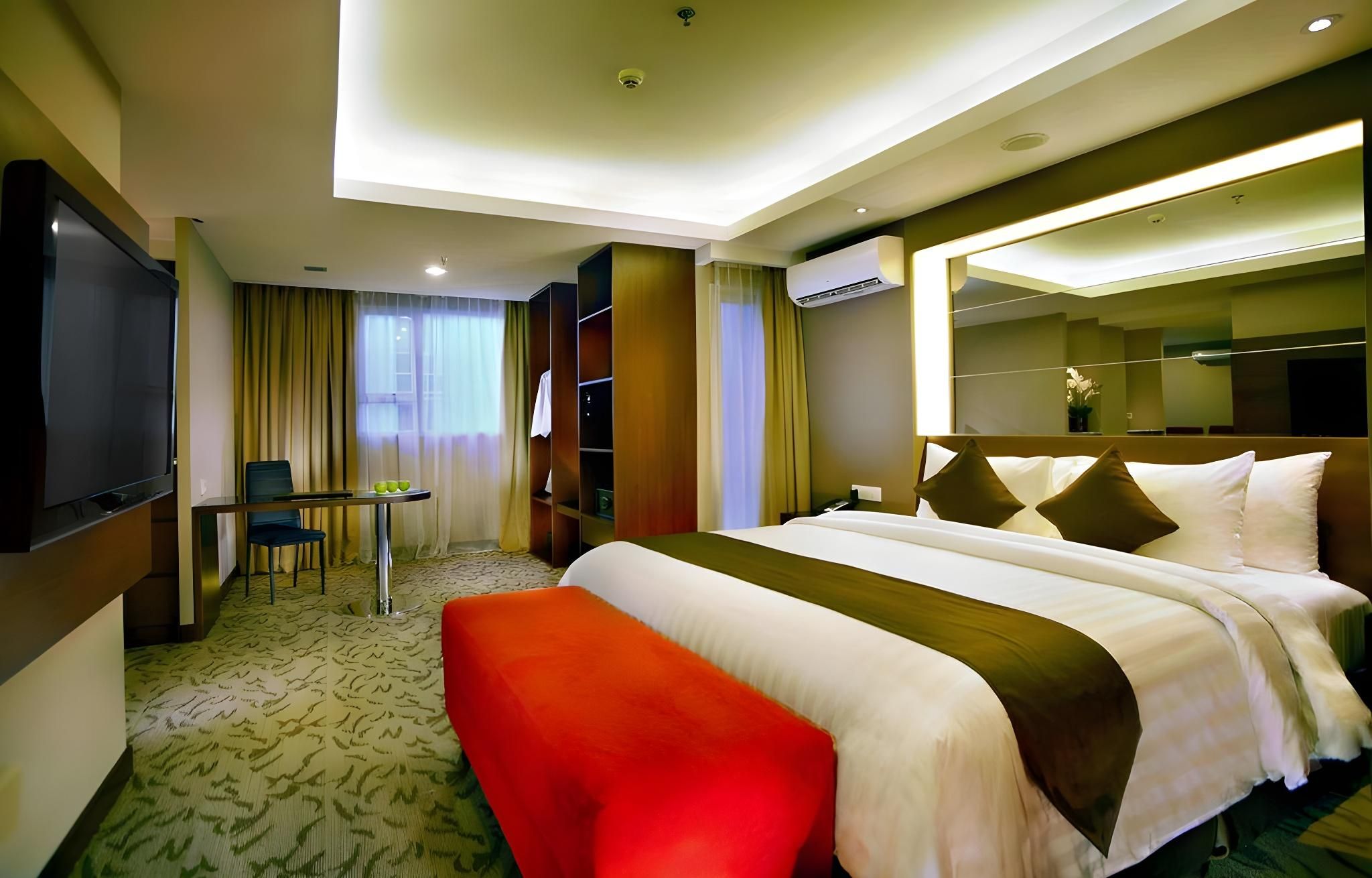 Aston Suite