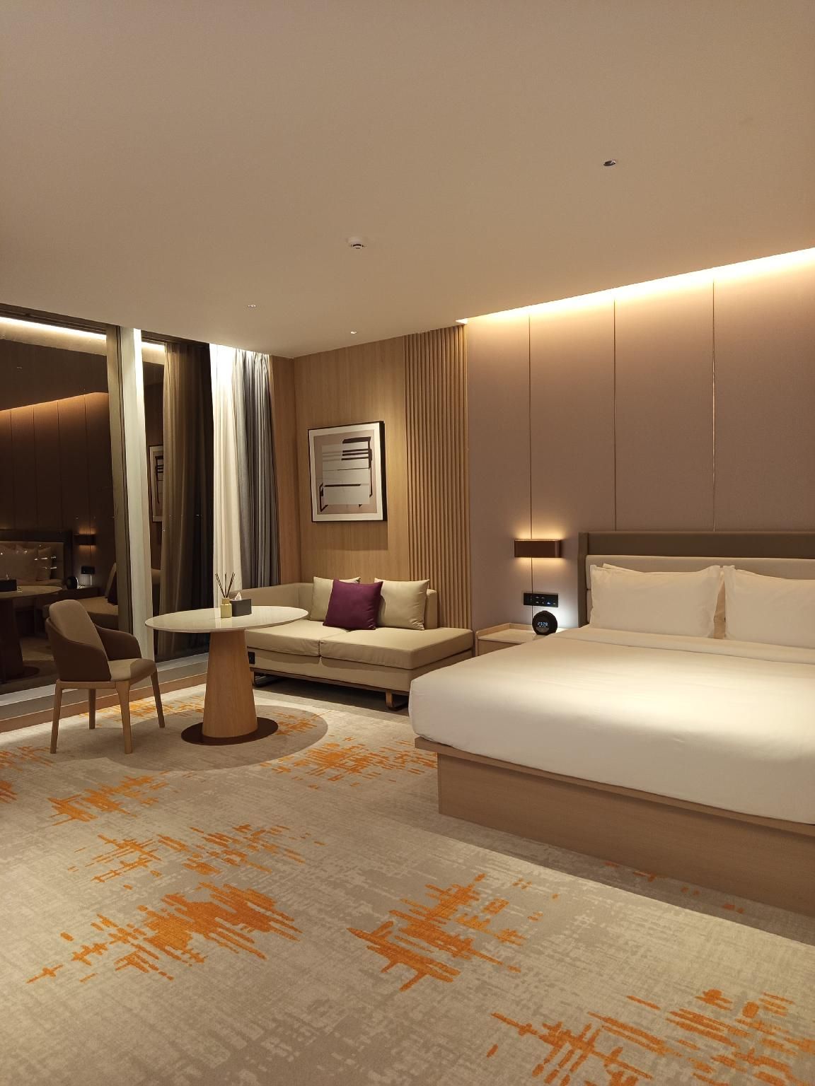 Grand Panoramic View Suite