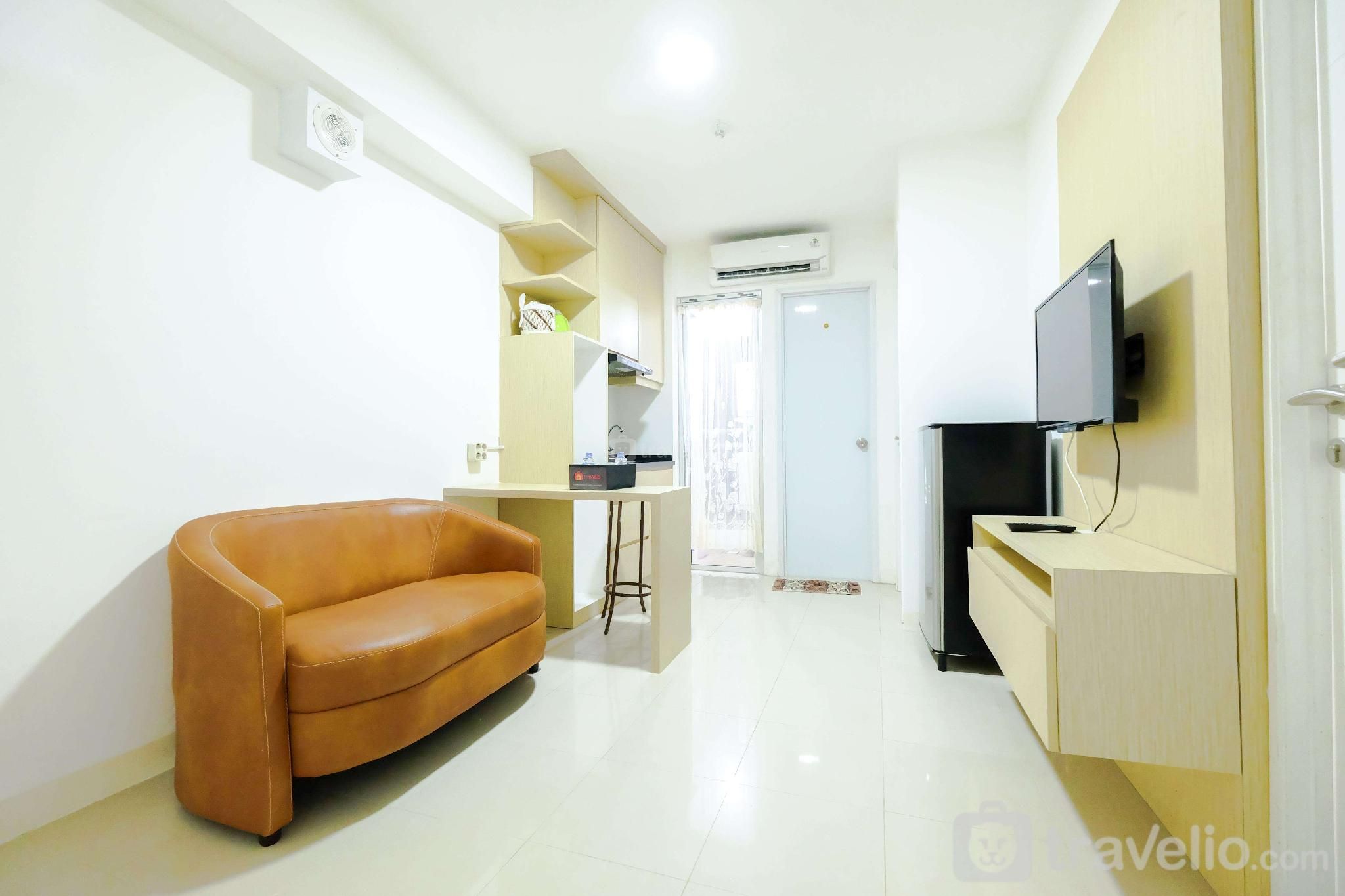 Simply & Clean 2BR Bassura City Apt By Travelio