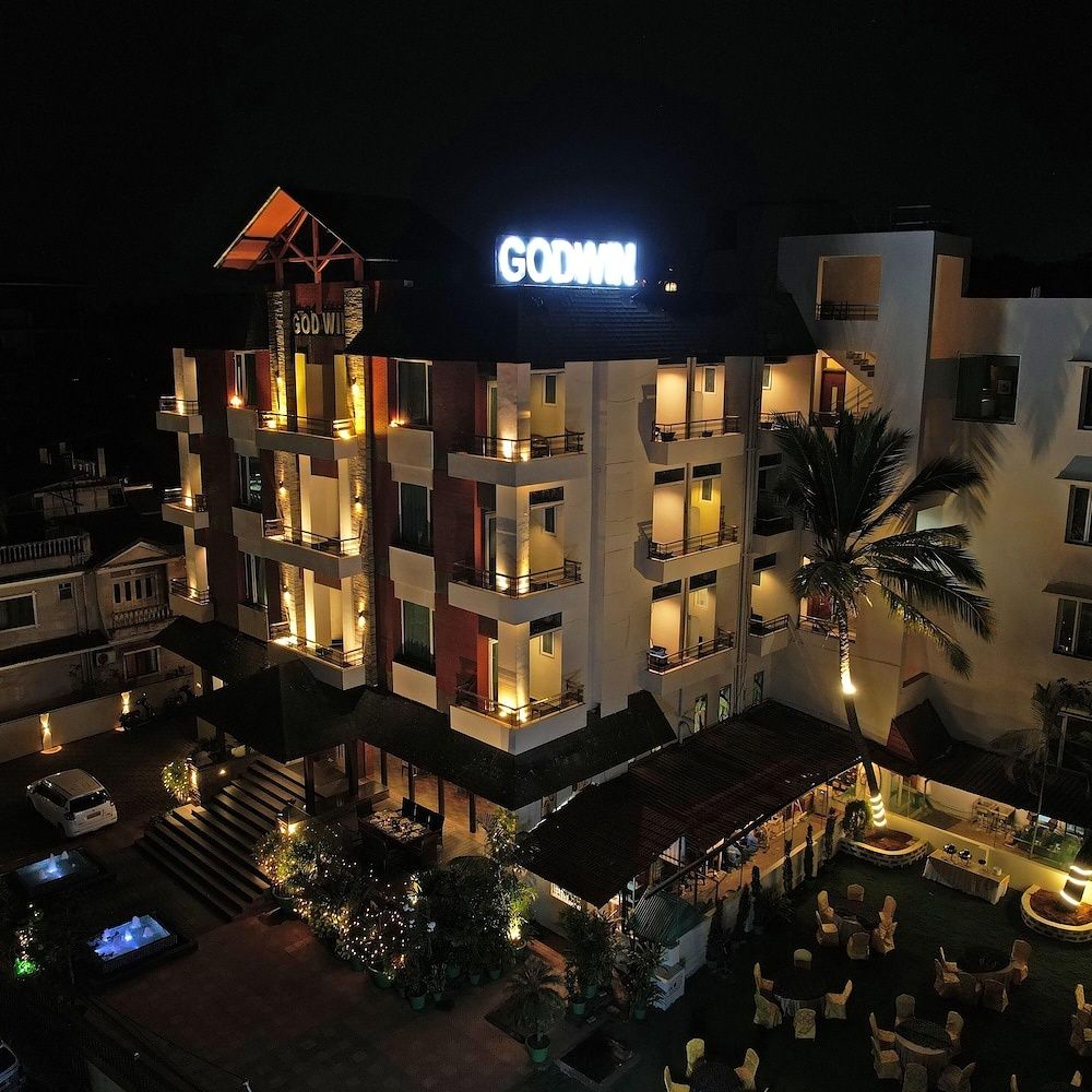 Front of property - evening/night