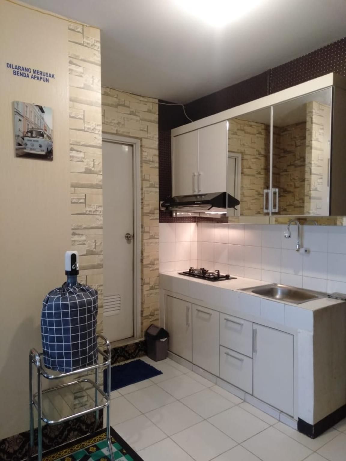 One Bedroom Apartment