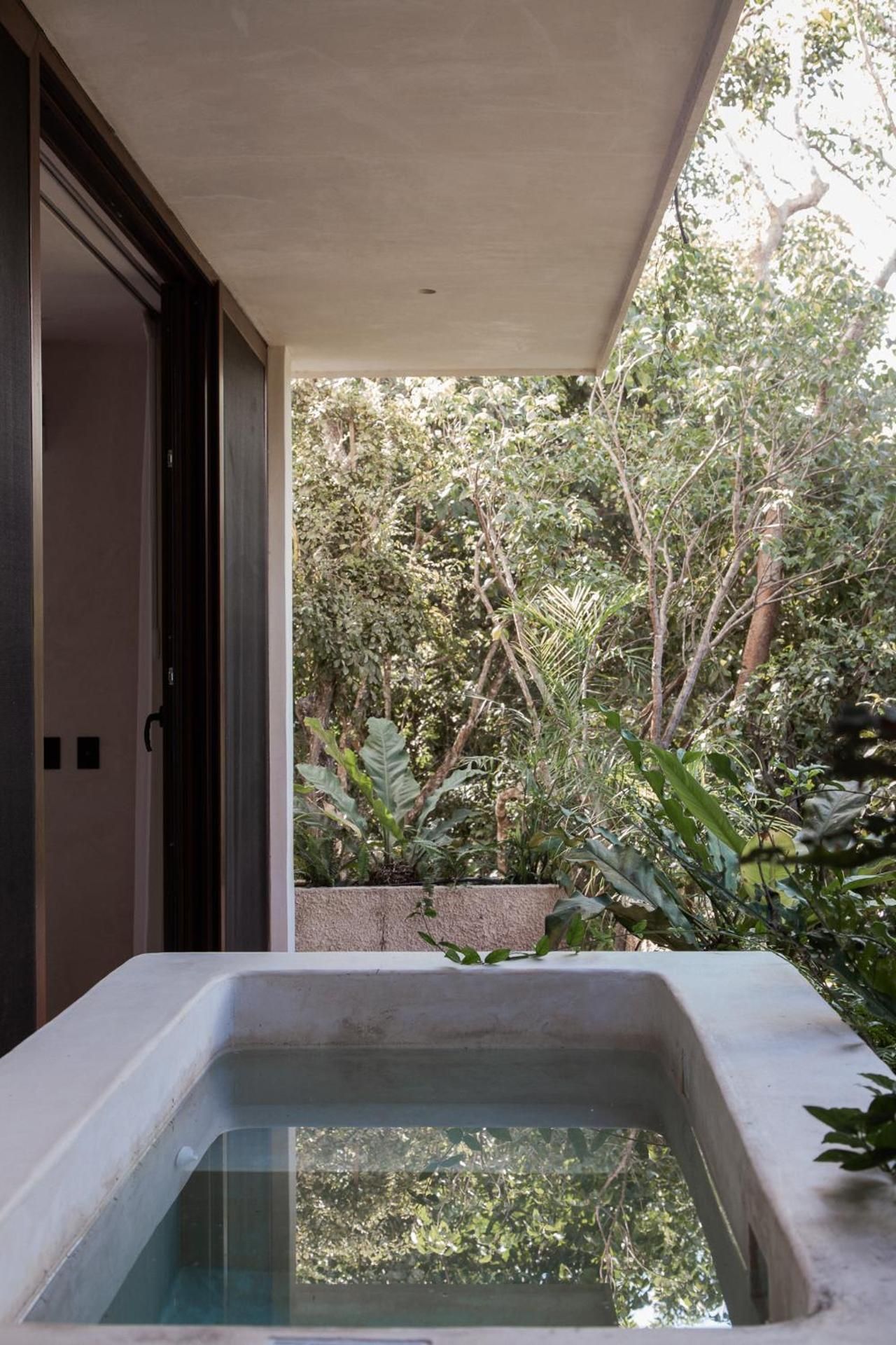 Teva Tulum, Aldea Zama