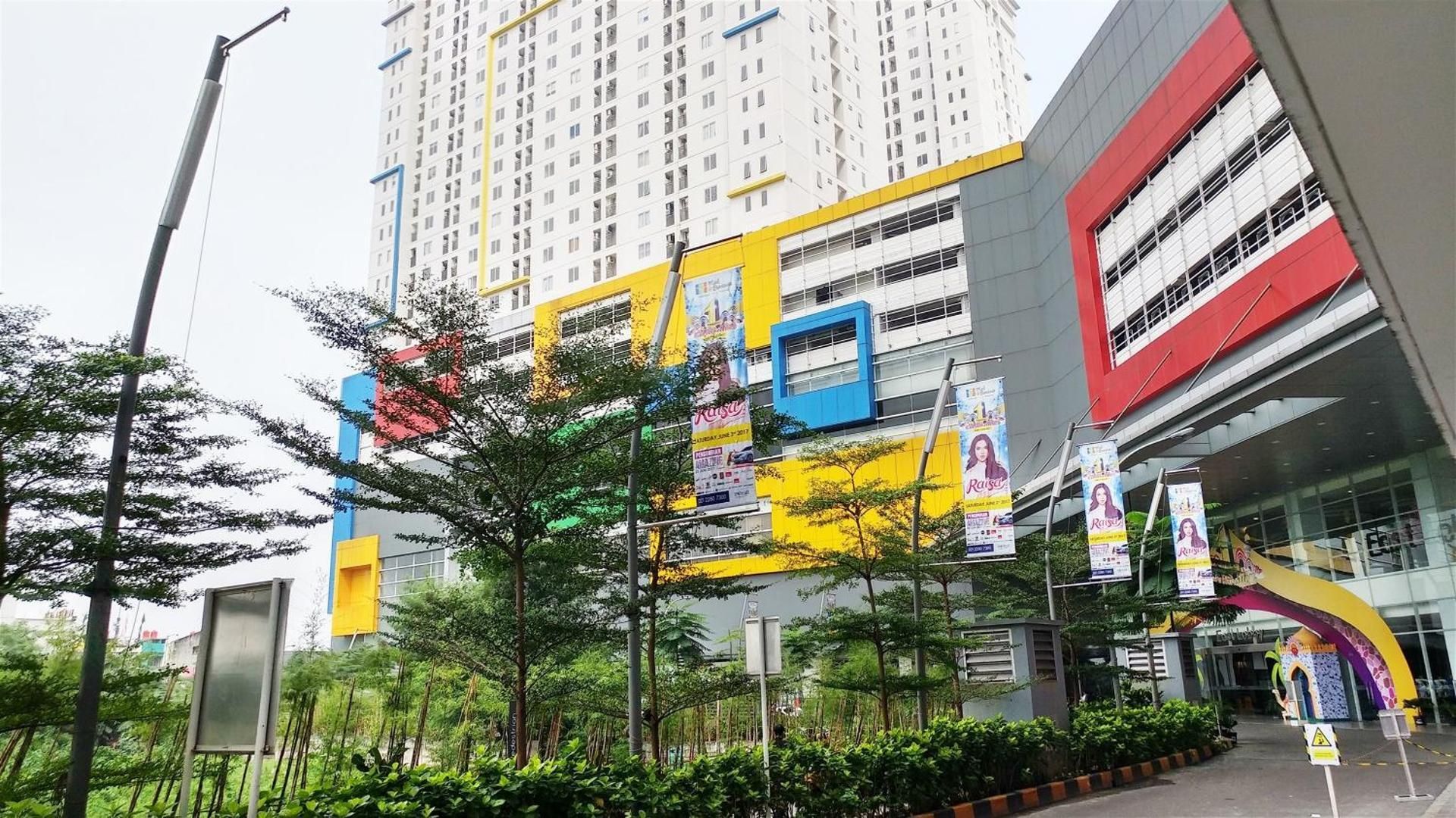 Nice and Fresh 2BR at Bassura City Apt By Travelio