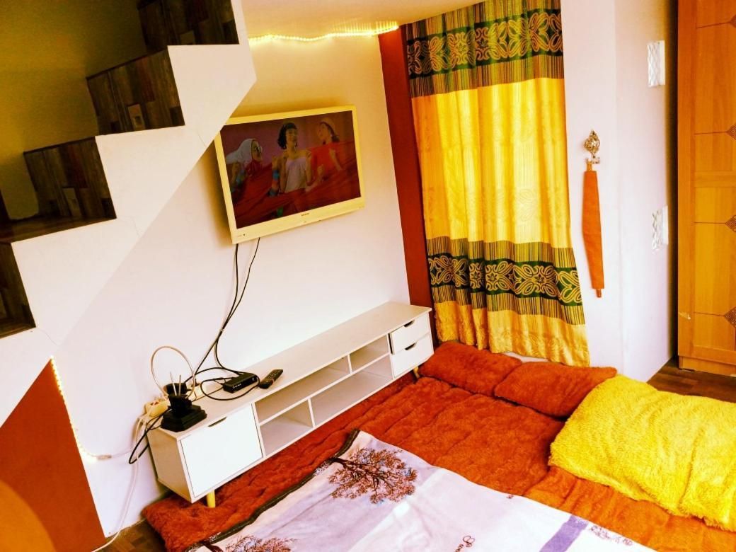 Deluxe Queen Studio 