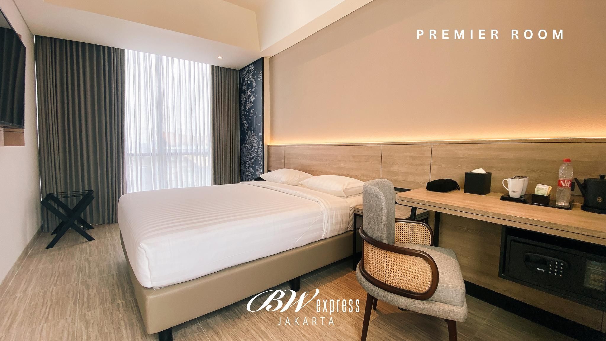 Premier City View Room