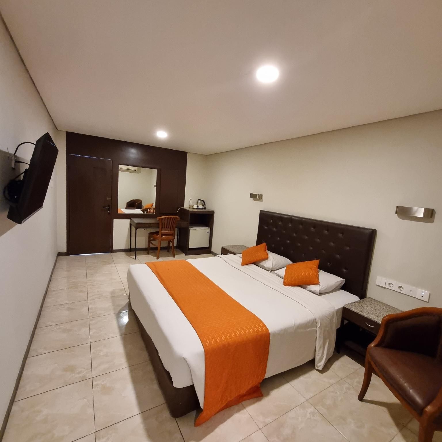 Deluxe King Room