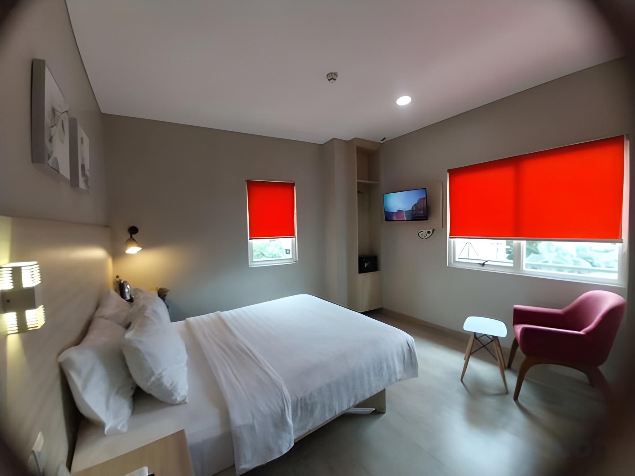 Deluxe Non-Smoking Room
