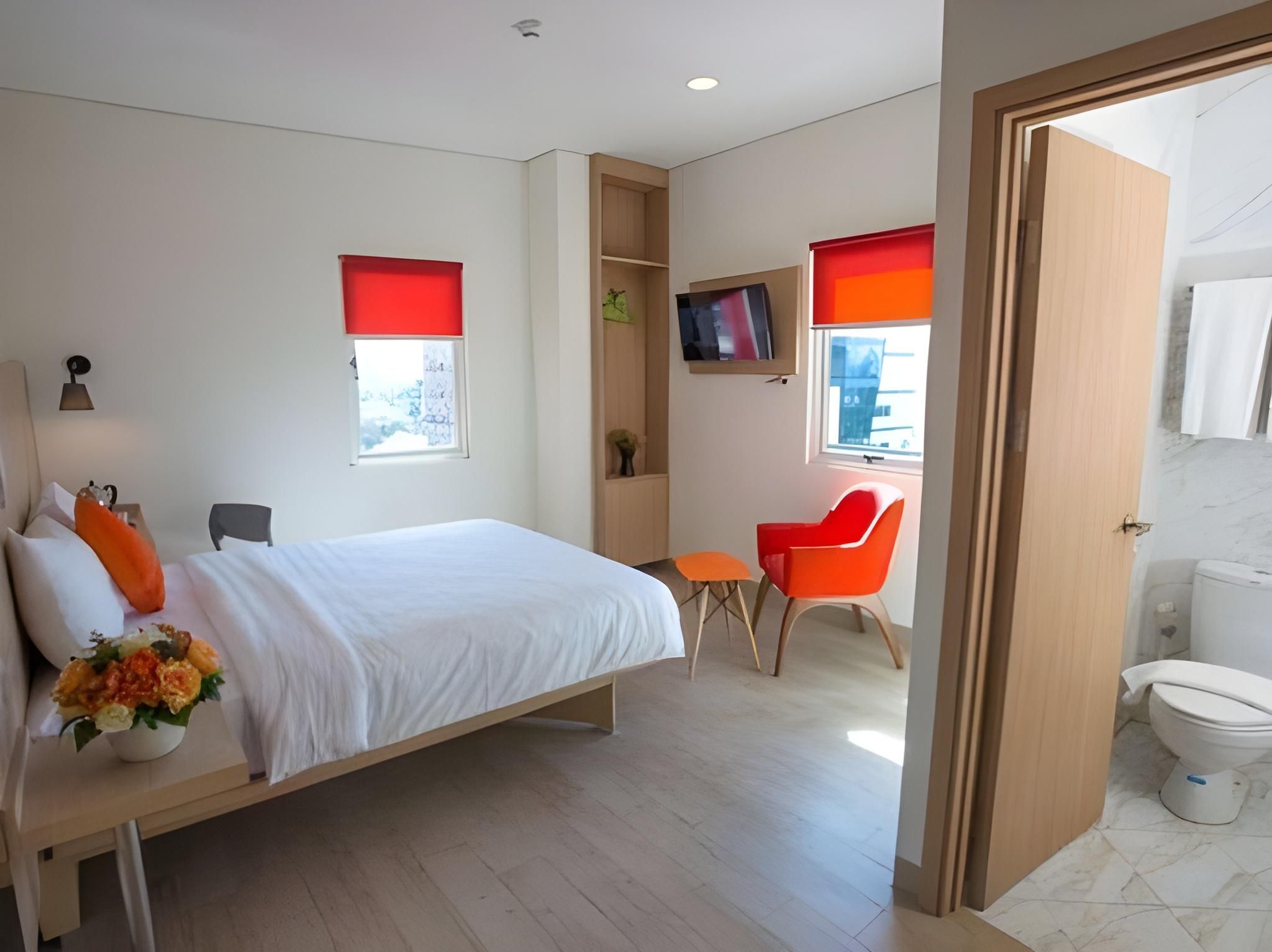 Deluxe Smoking Room