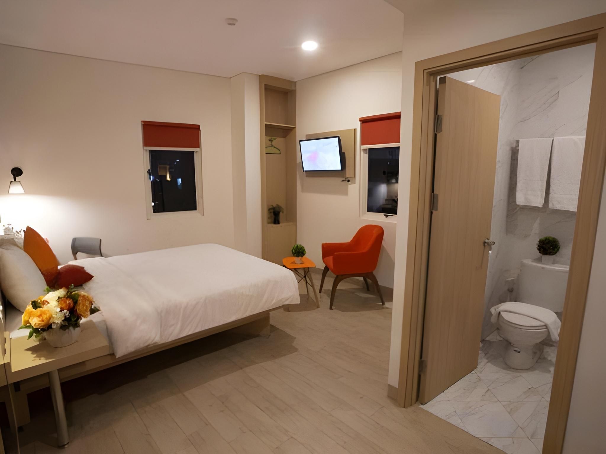 Deluxe Non-Smoking Room