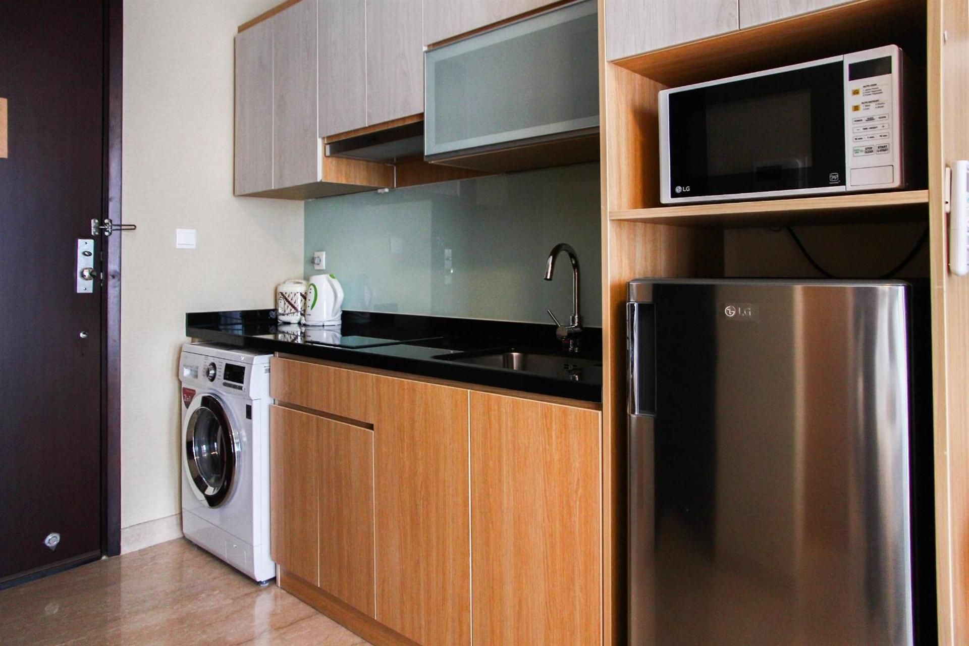 Studio Apartment
